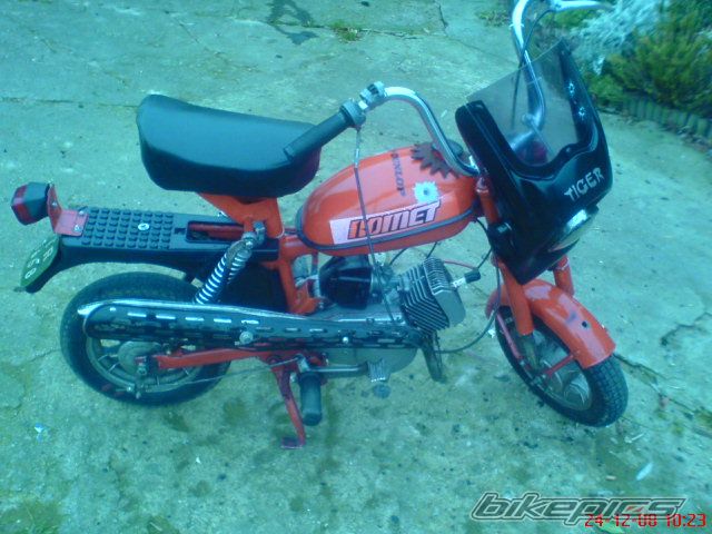 Photo 1887817