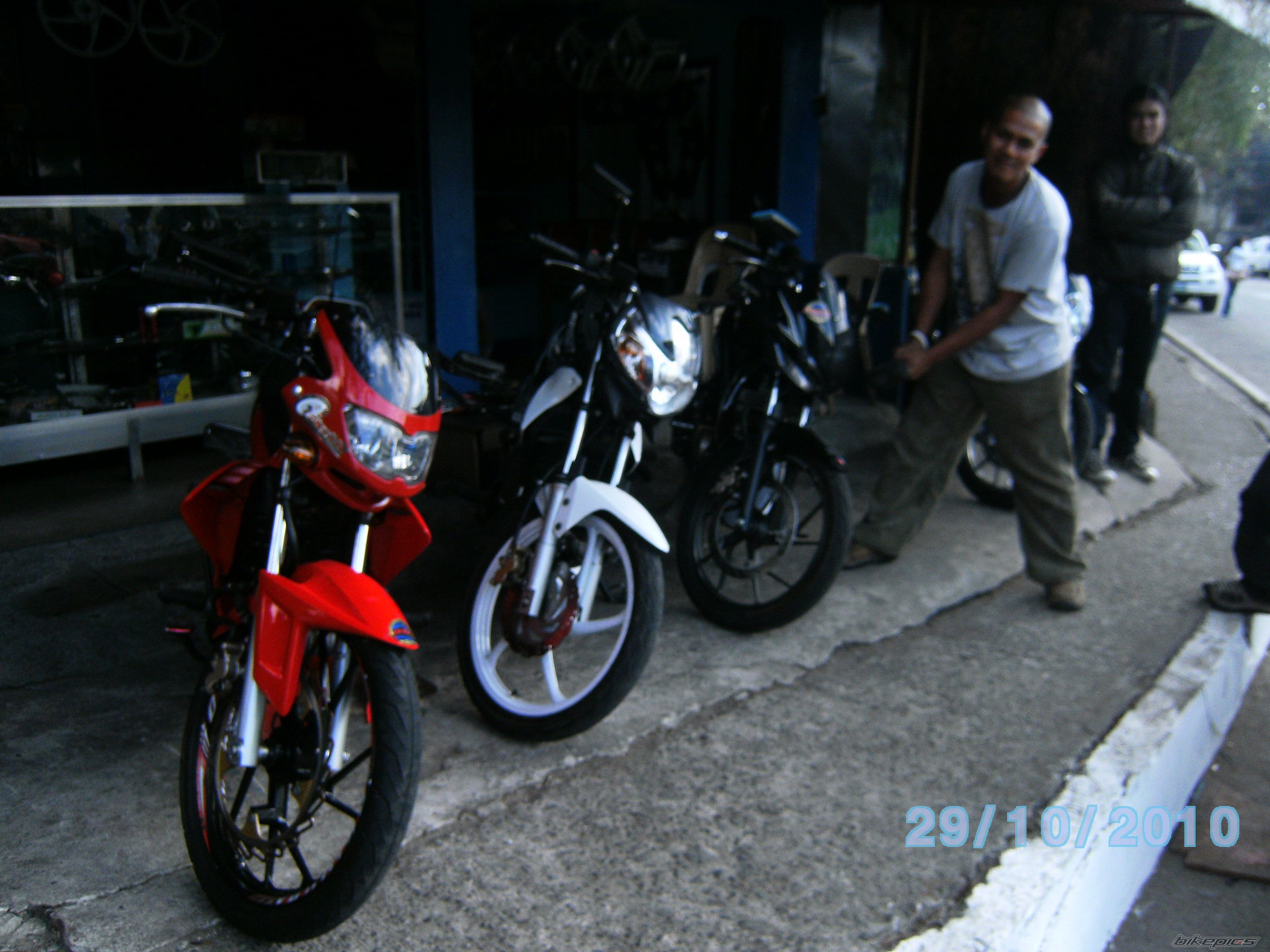 Photo 1887998