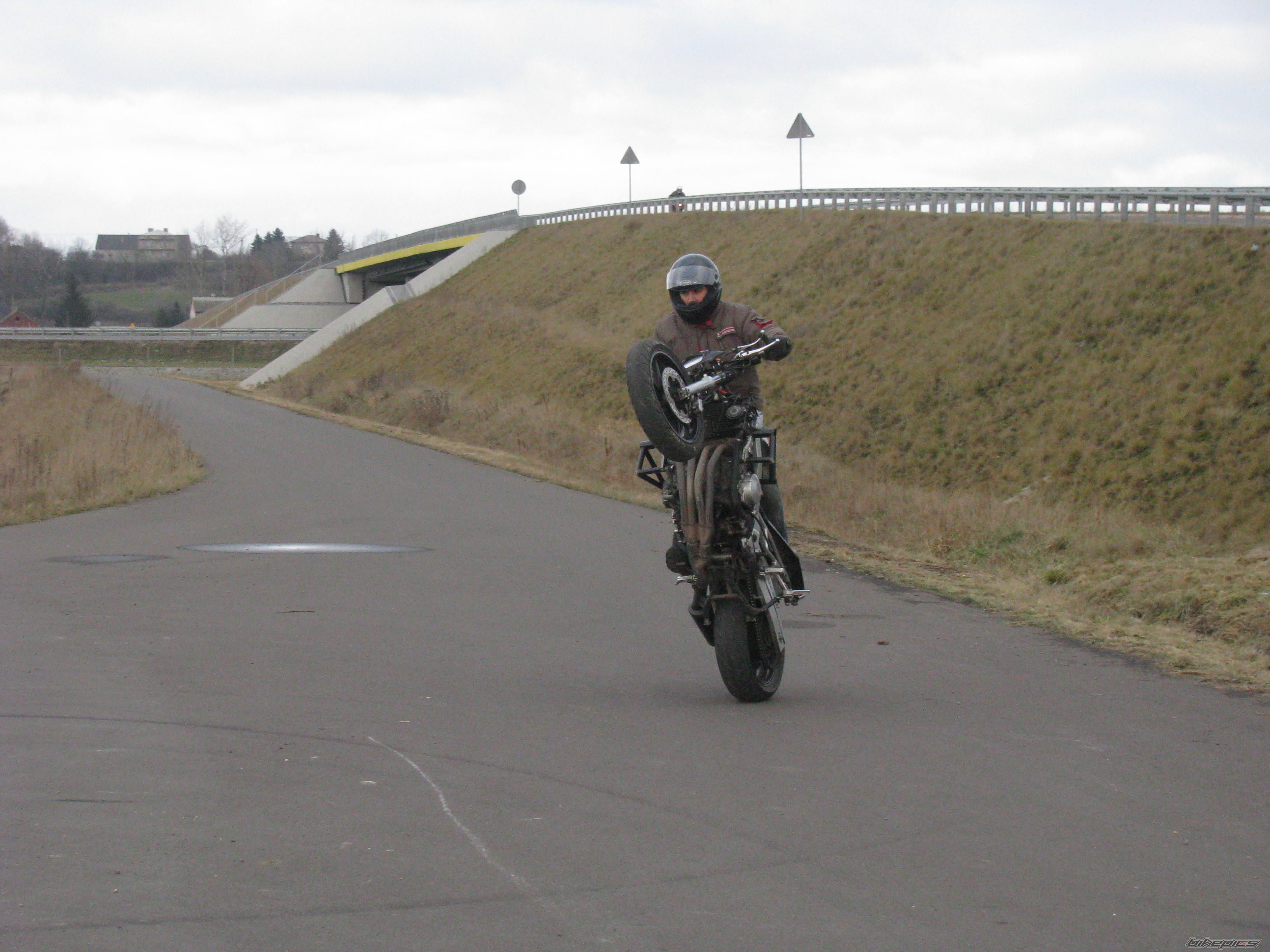 Bike Photo 1888104