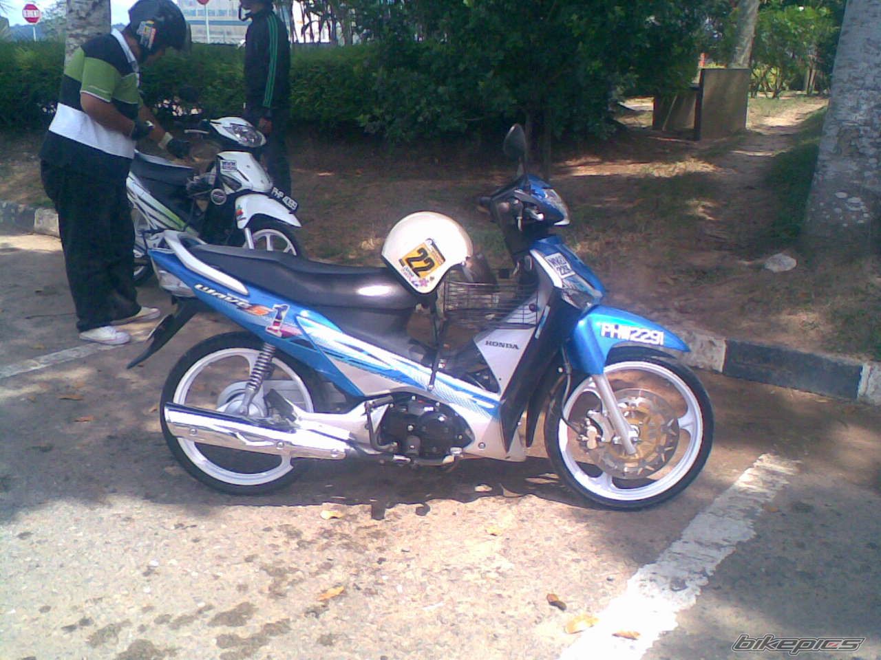 Photo 1888323