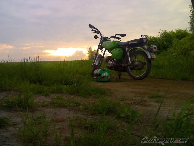 Photo 1888352