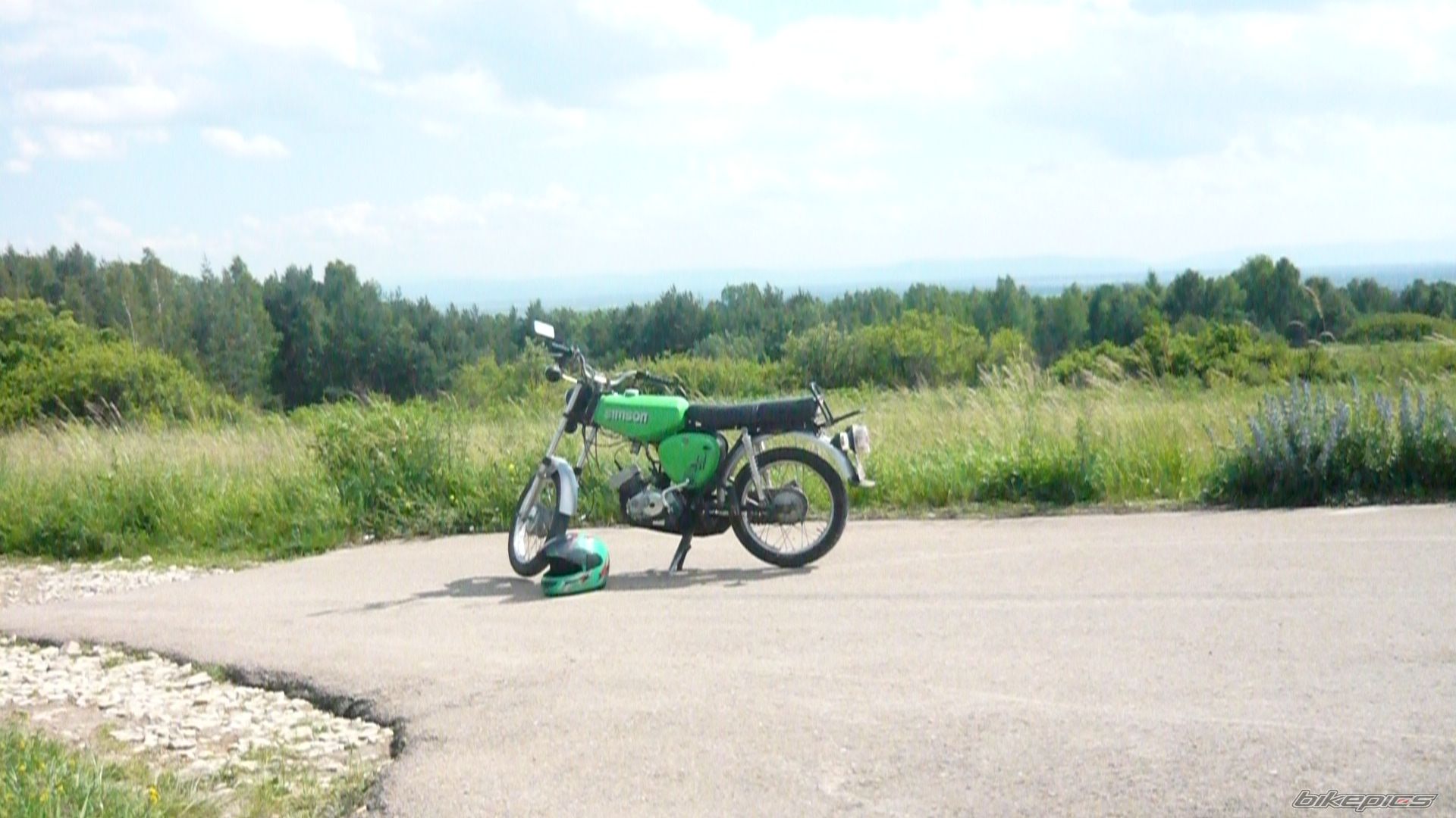 Bike Photo 1888363