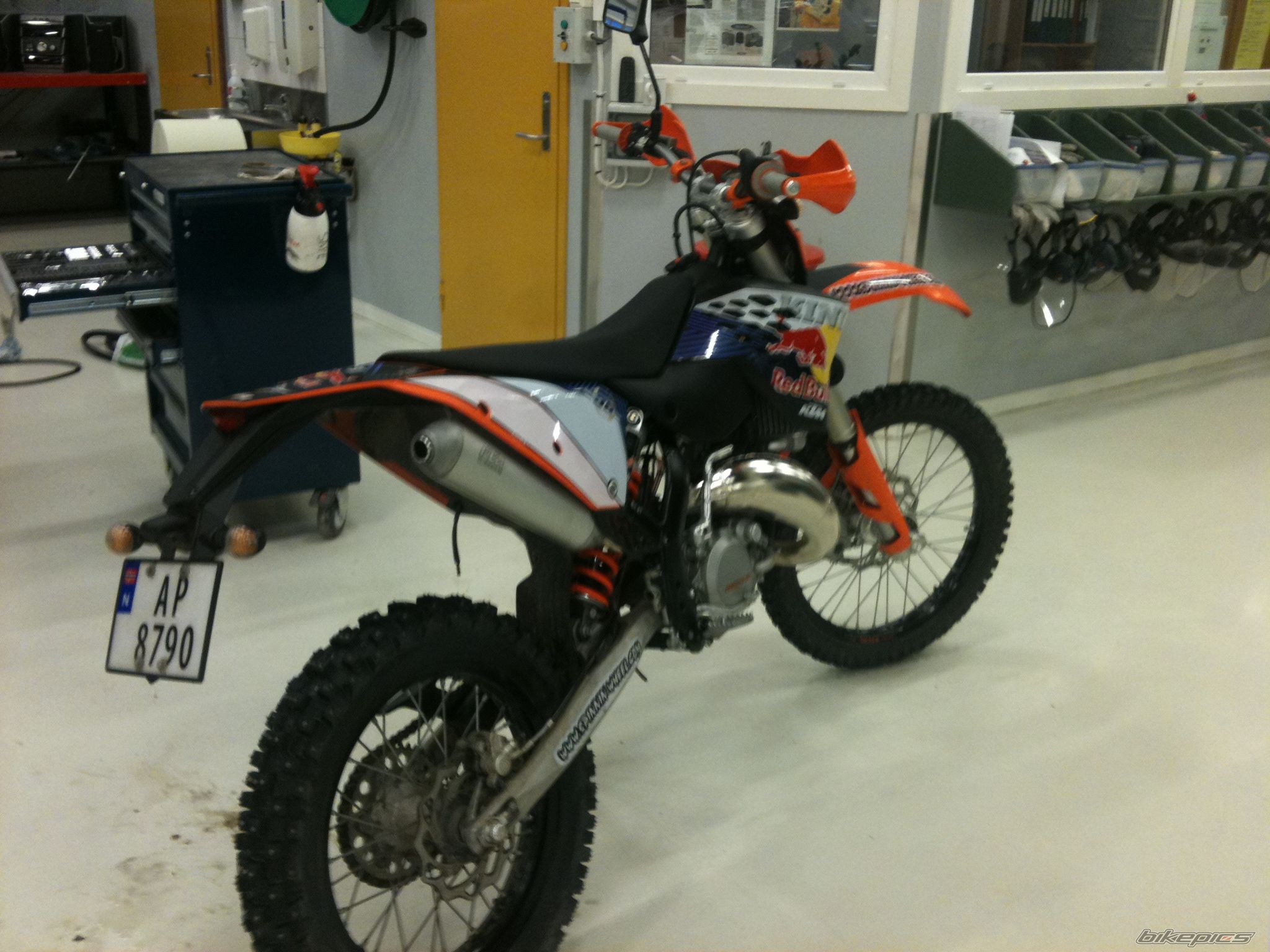 Bike Photo 1888562