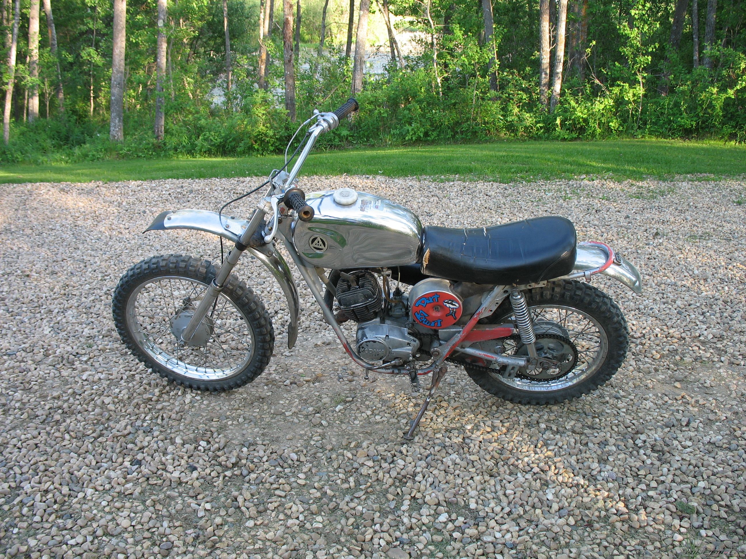 Bike Photo 1888564