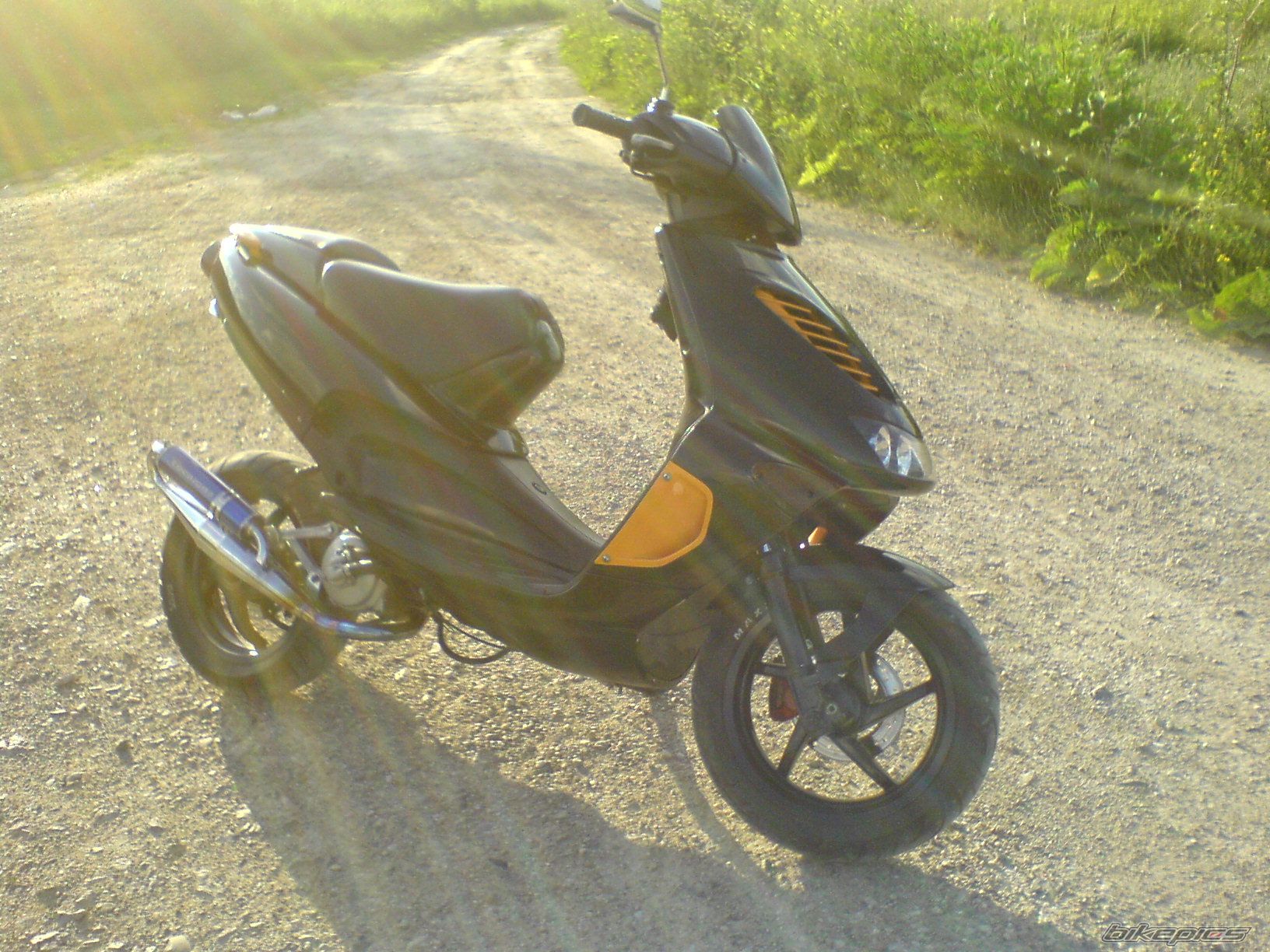 Bike Photo 1888602