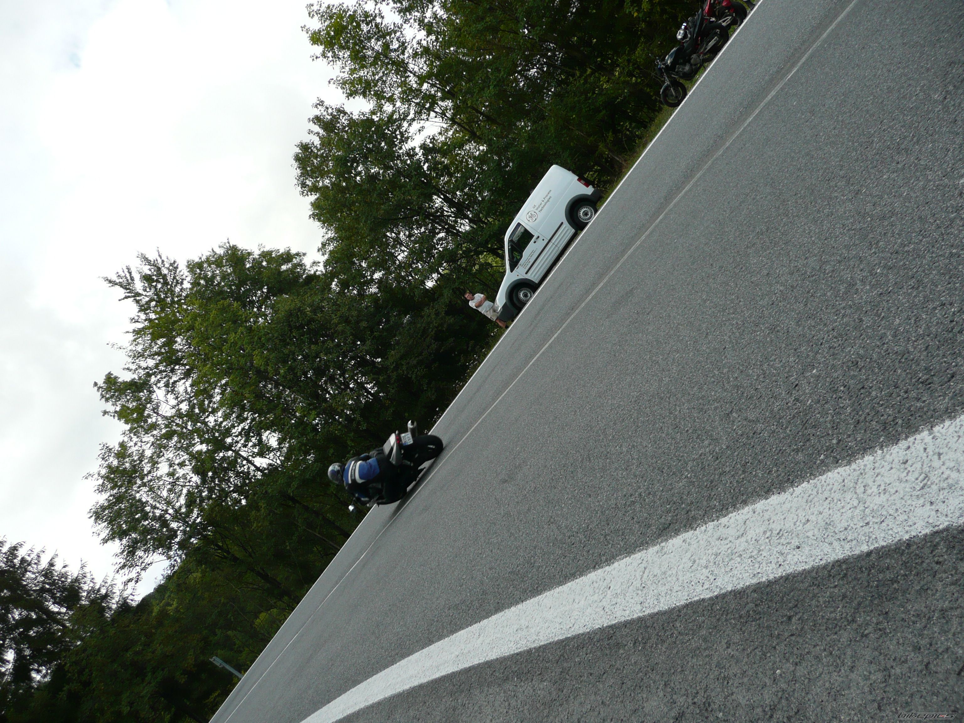 Bike Photo 1888875