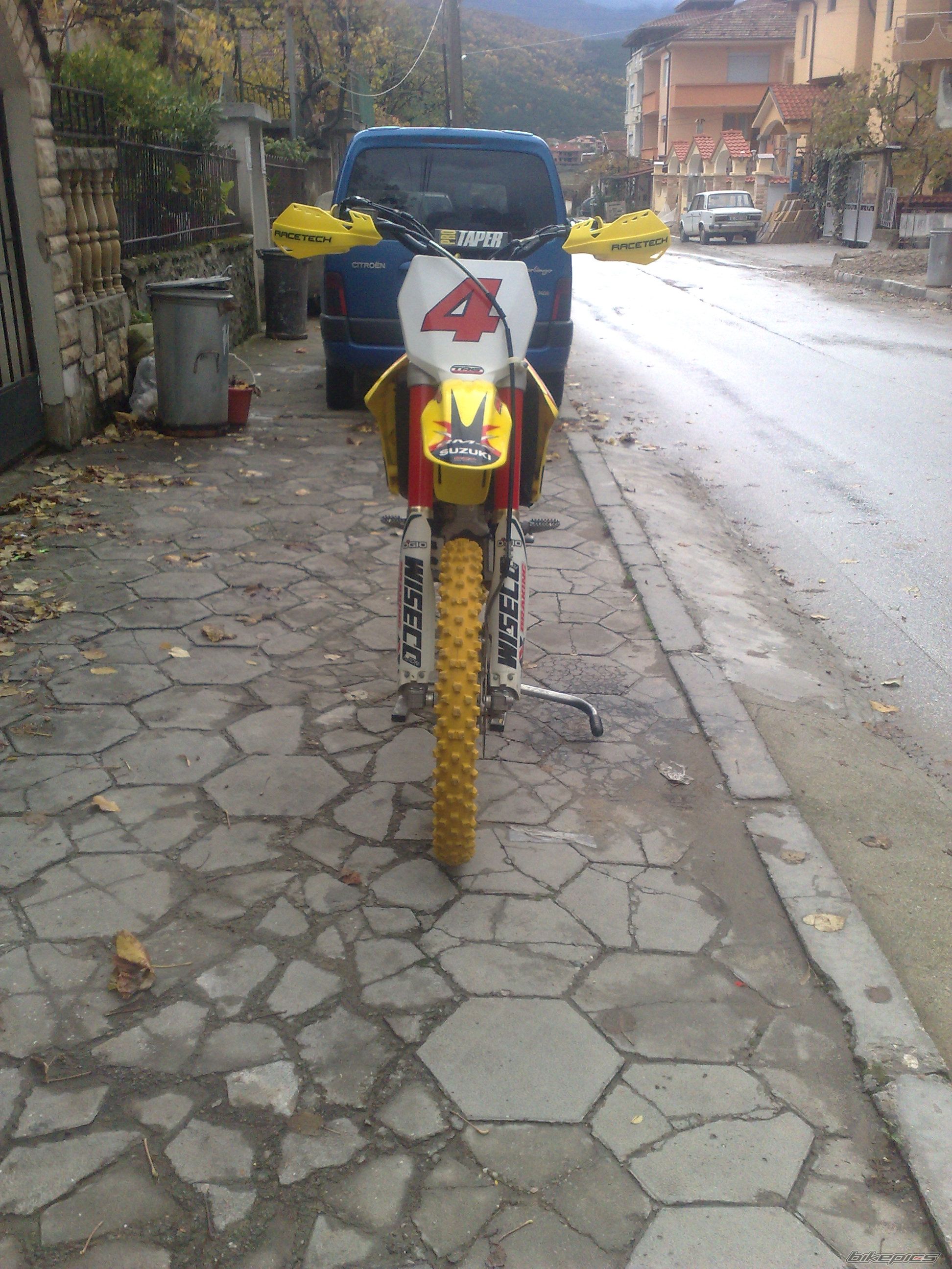 Bike Photo 1889830
