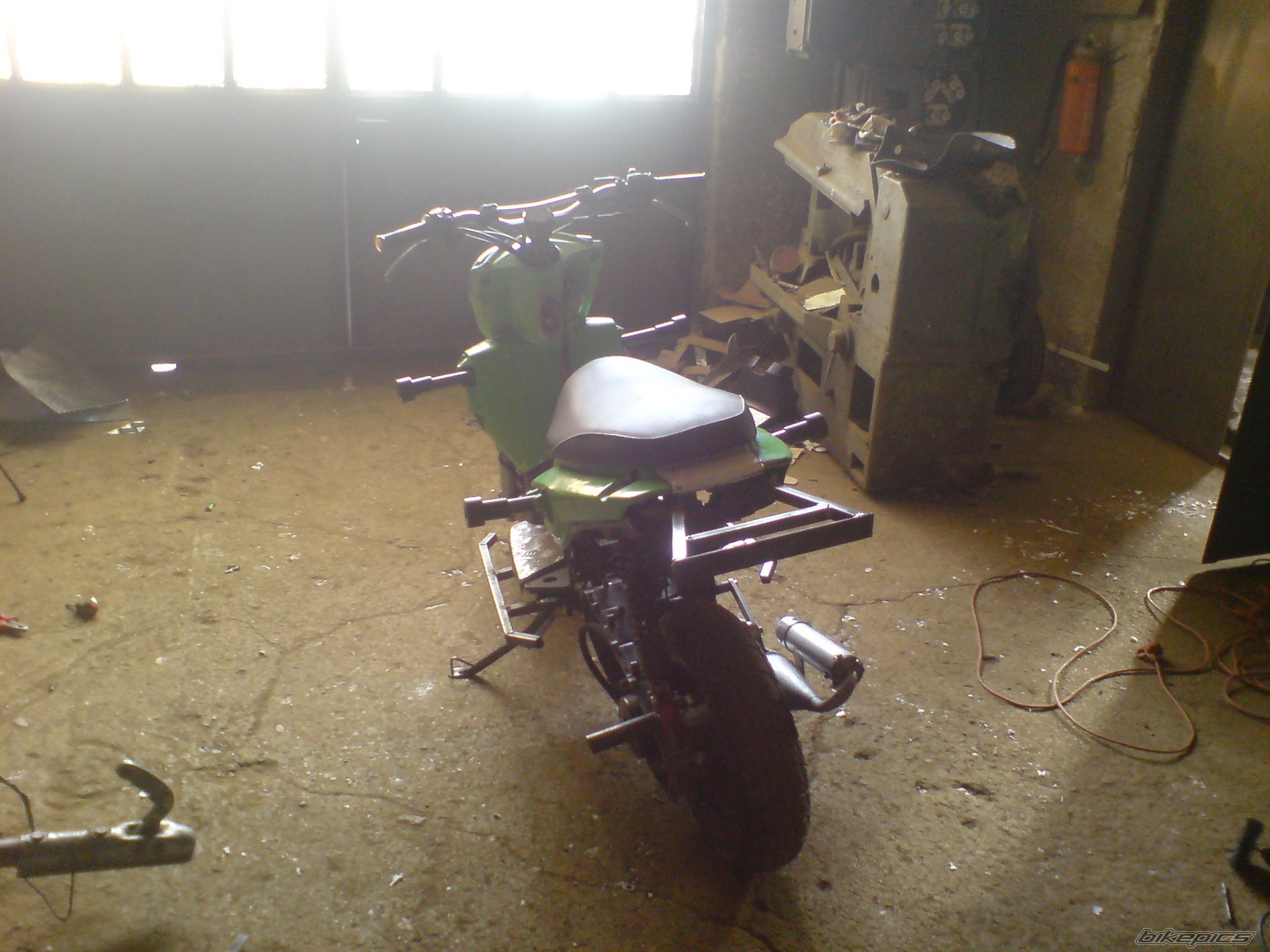 Photo 1889855