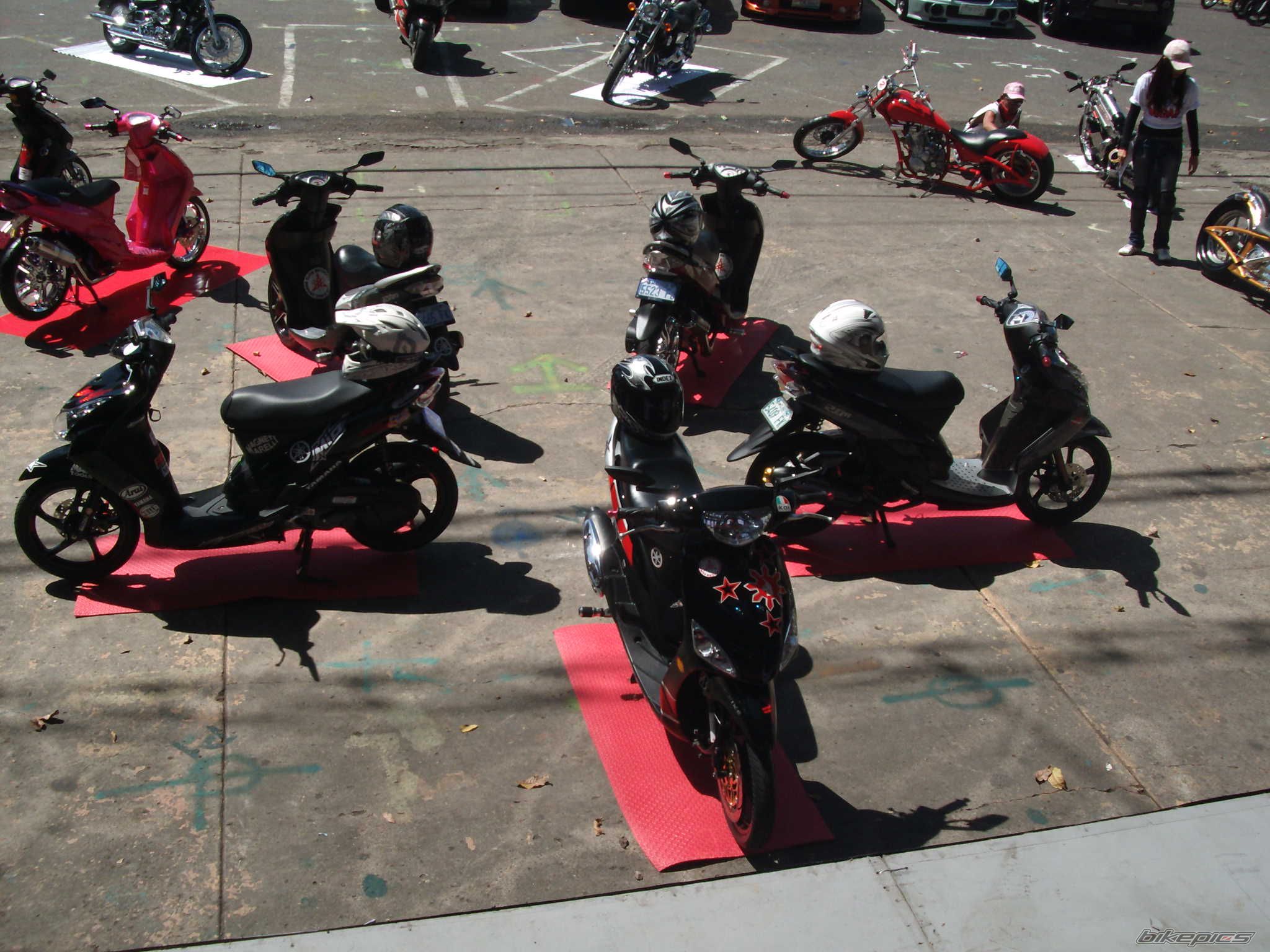 Bike Photo 1889880