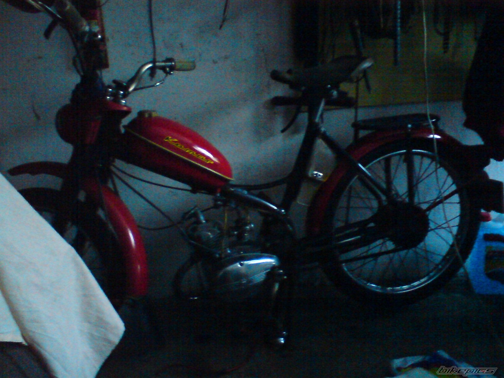 Photo 1889898