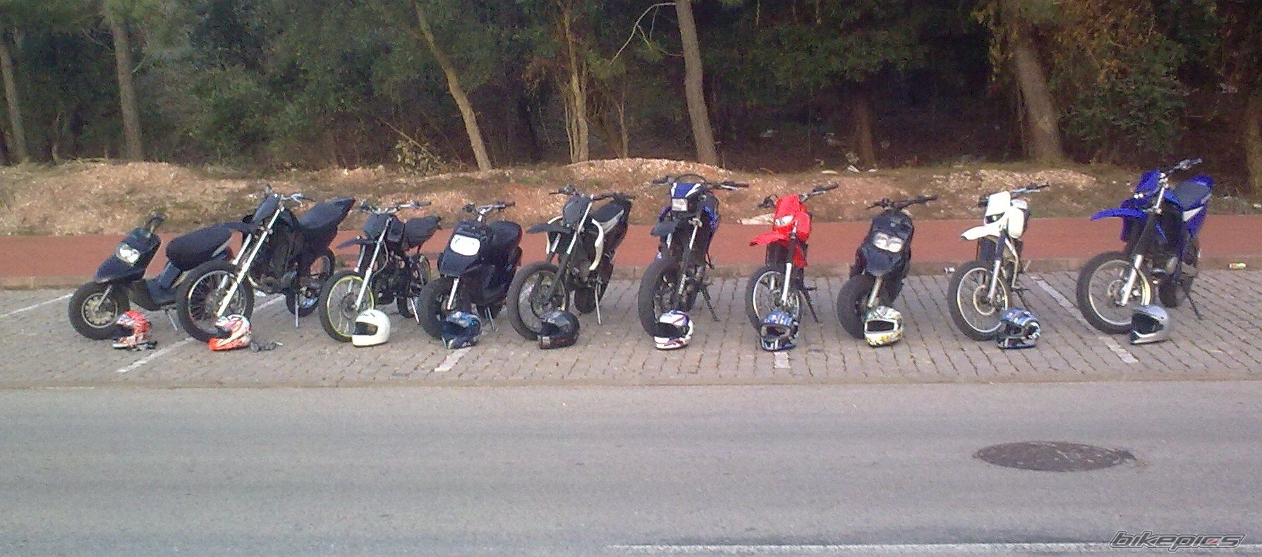 Bike Photo 1890003