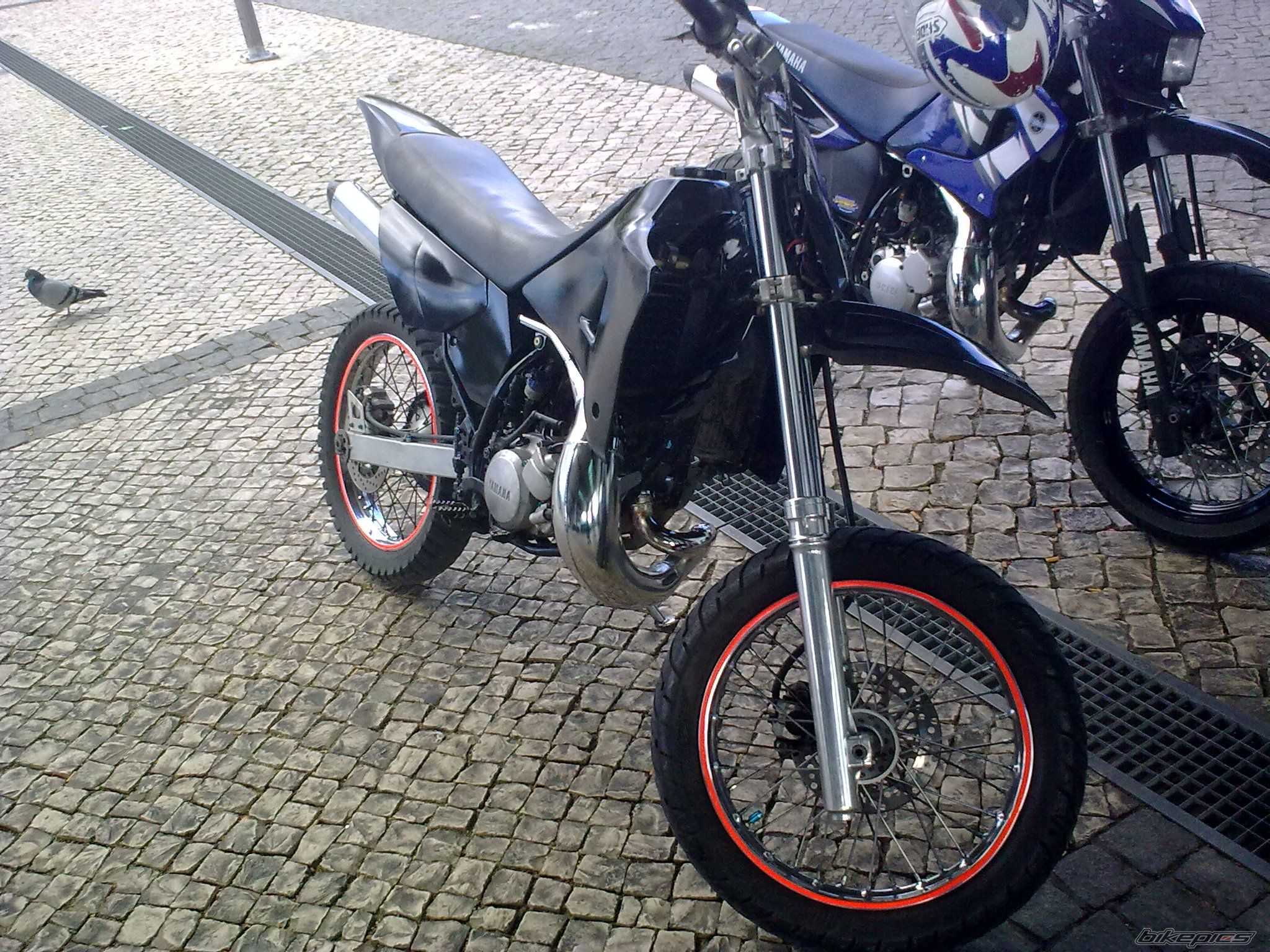Bike Photo 1890022
