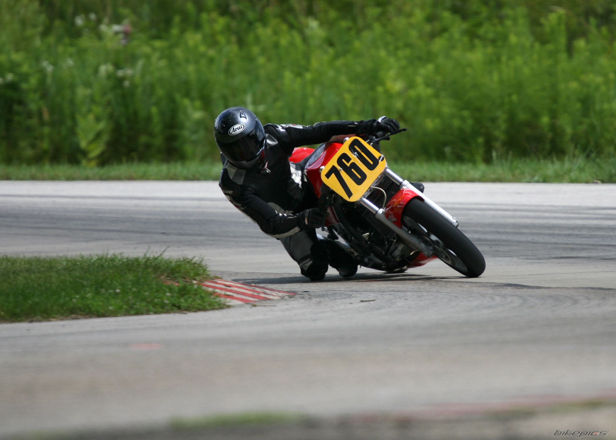 Bike Photo 1890131