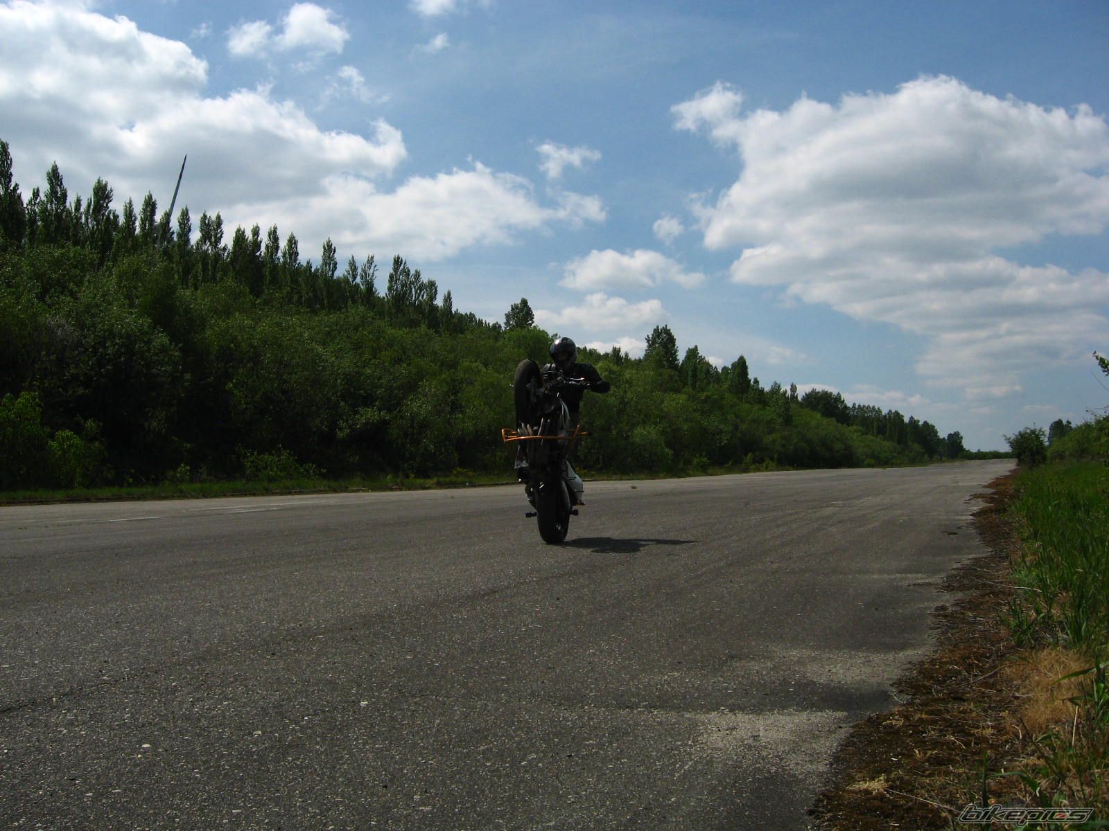 Bike Photo 1890134