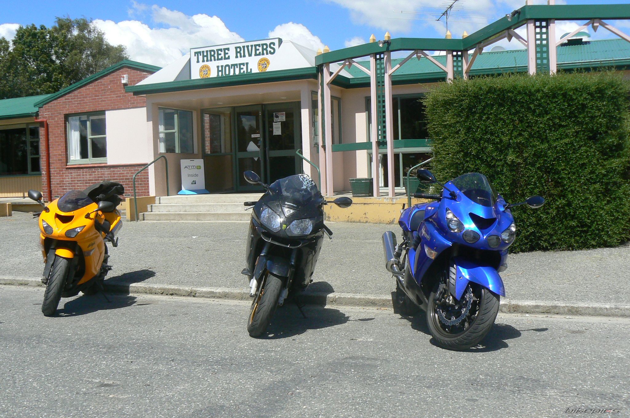Bike Photo 1890376