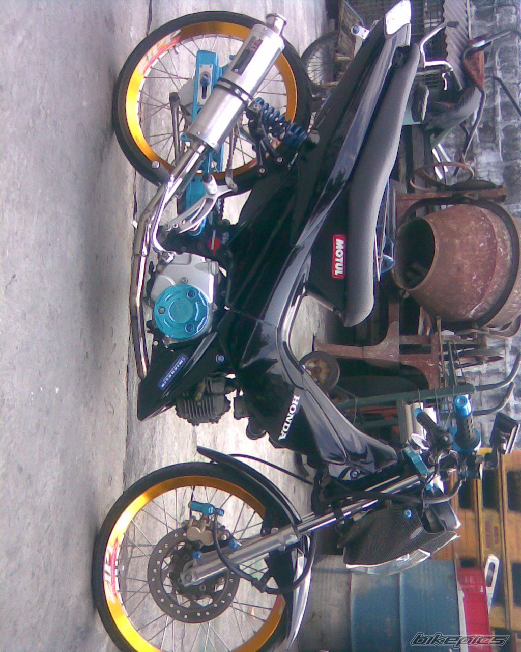 Photo 1891390