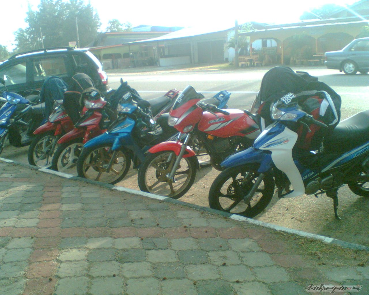 Photo 1891554
