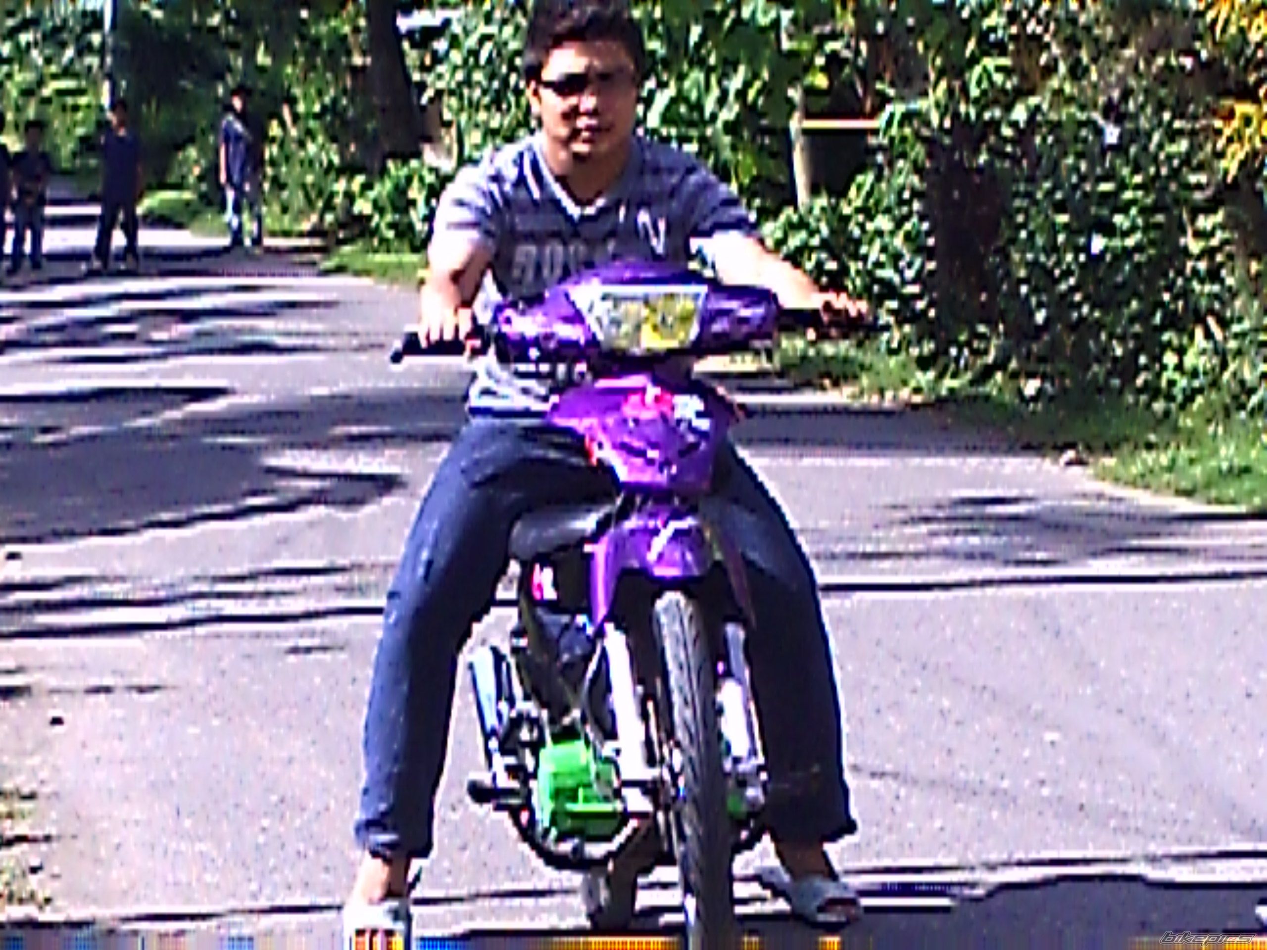 Photo 1891584