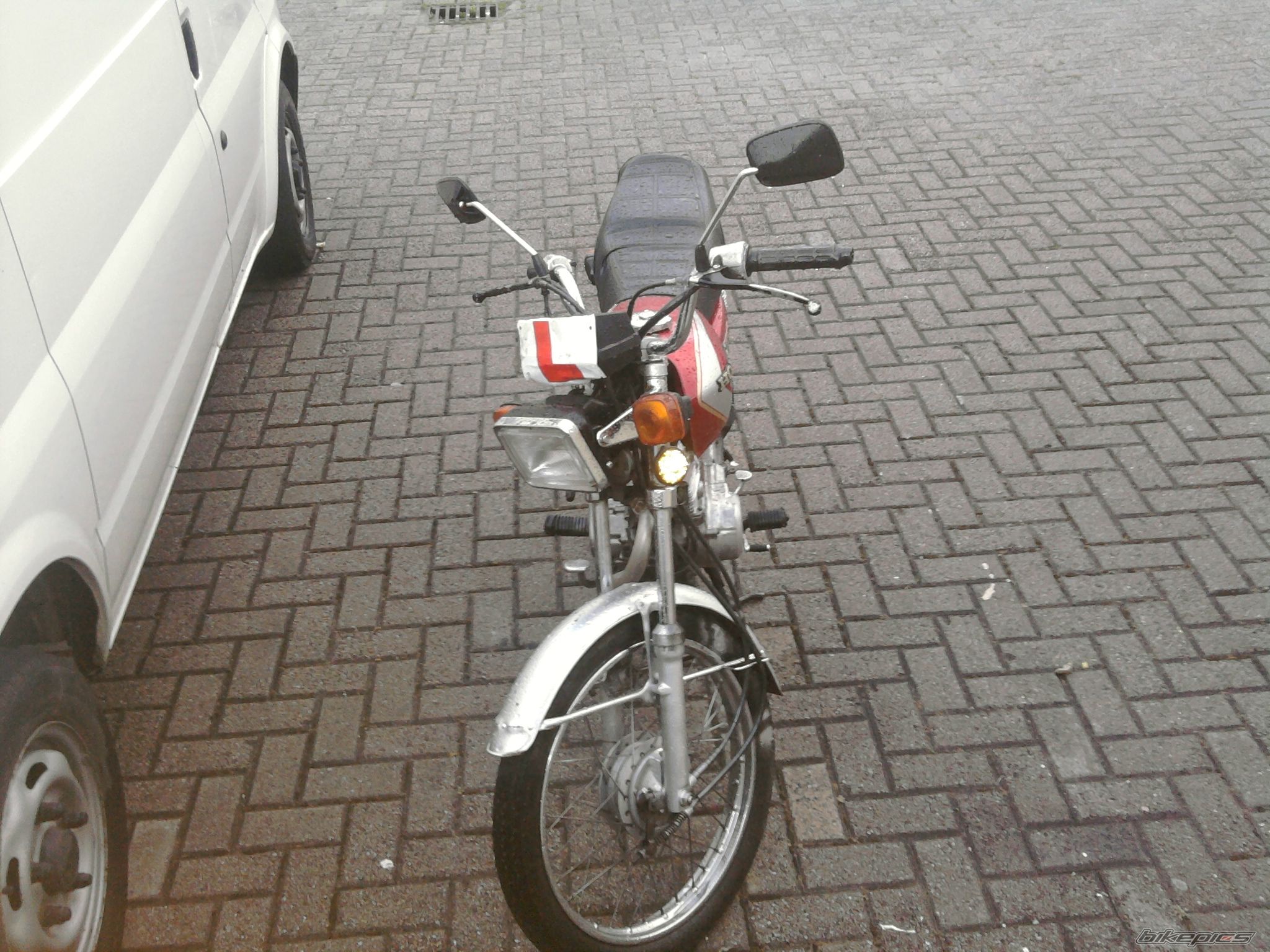 Photo 1892412