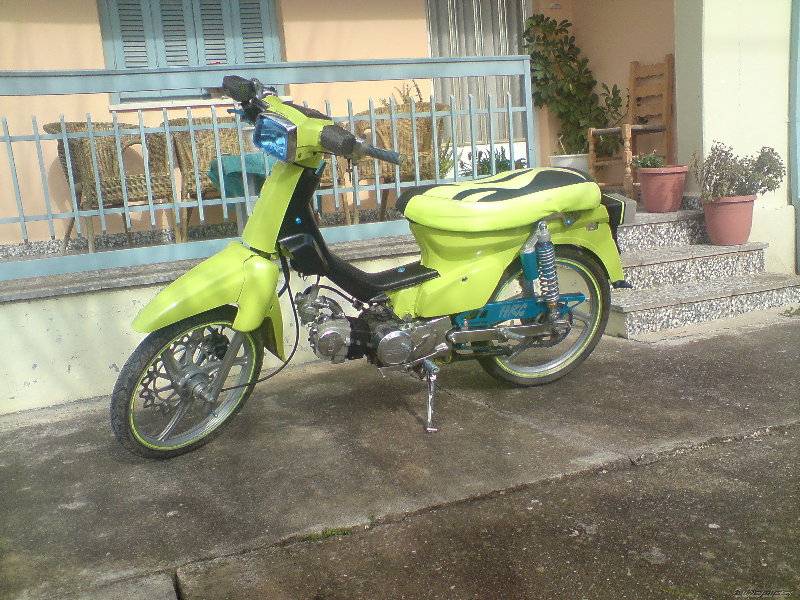 Photo 1892478