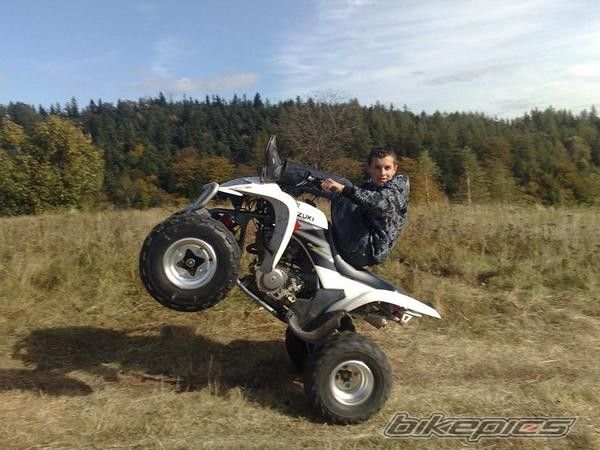 Photo 1892970