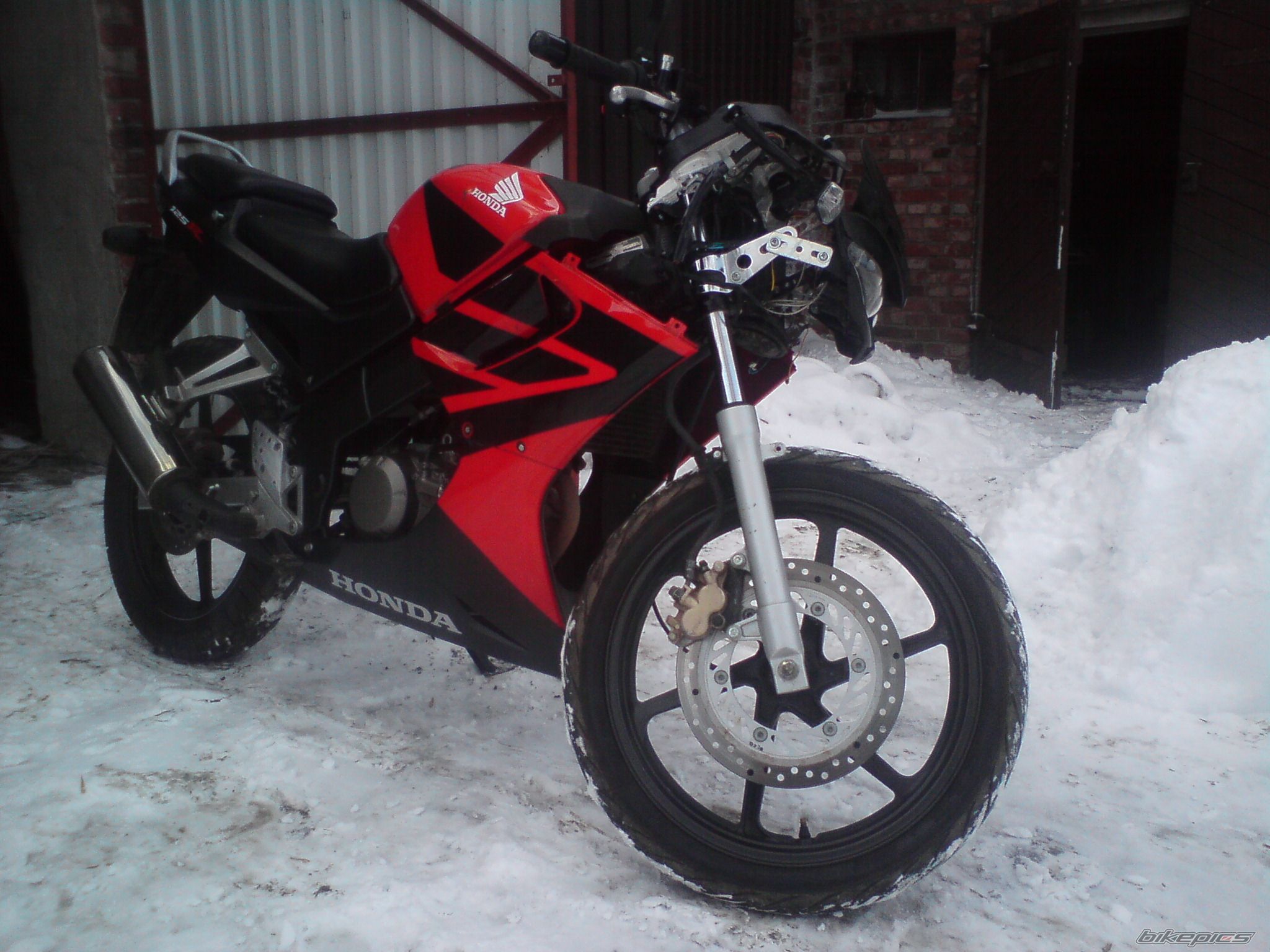 Photo 1893425
