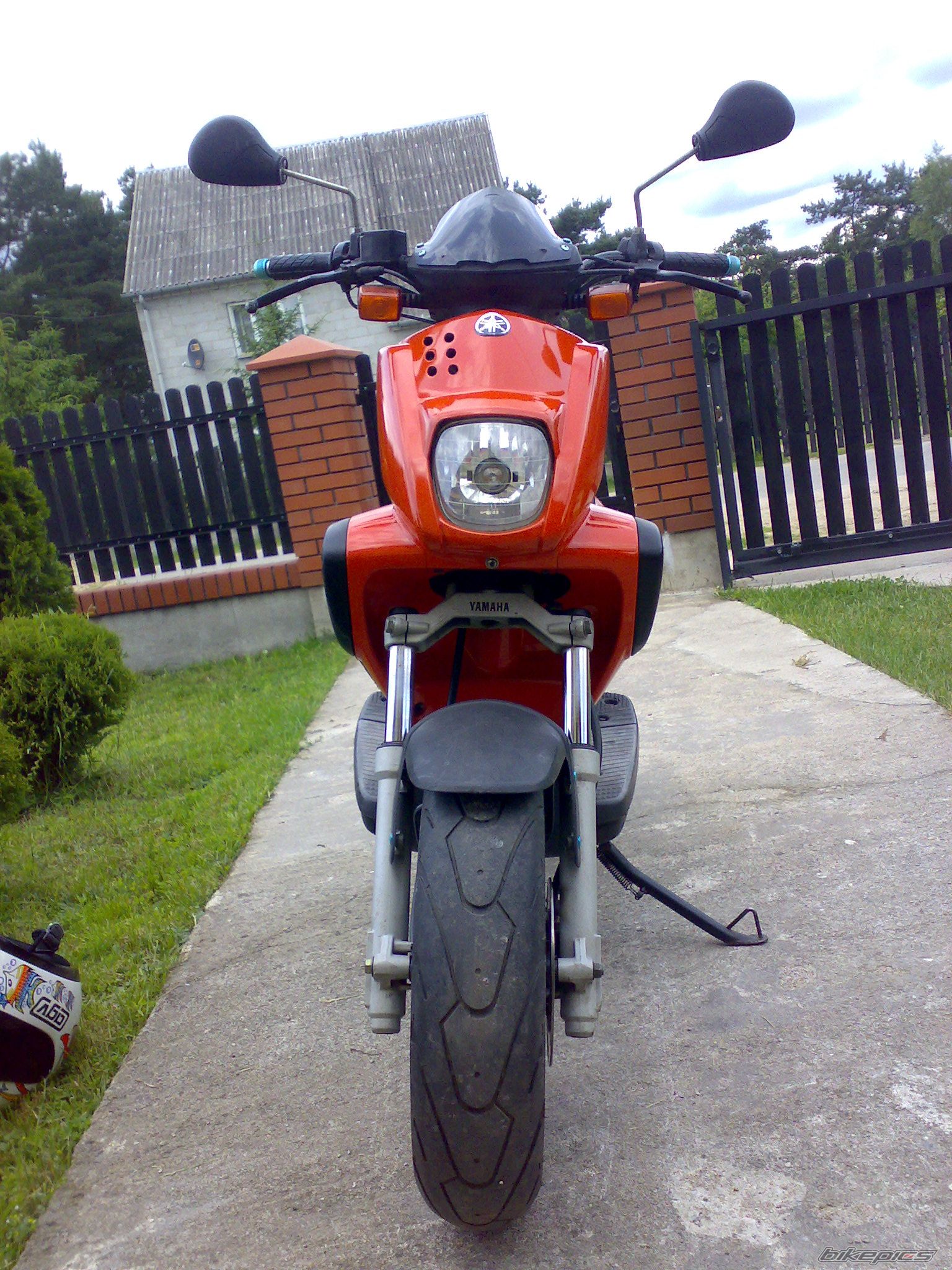 Photo 1893437