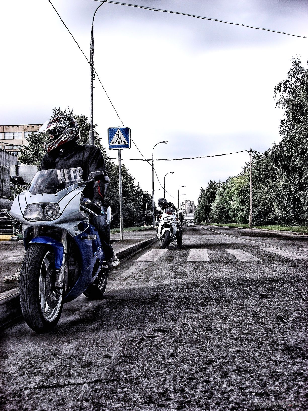 Photo 1893446