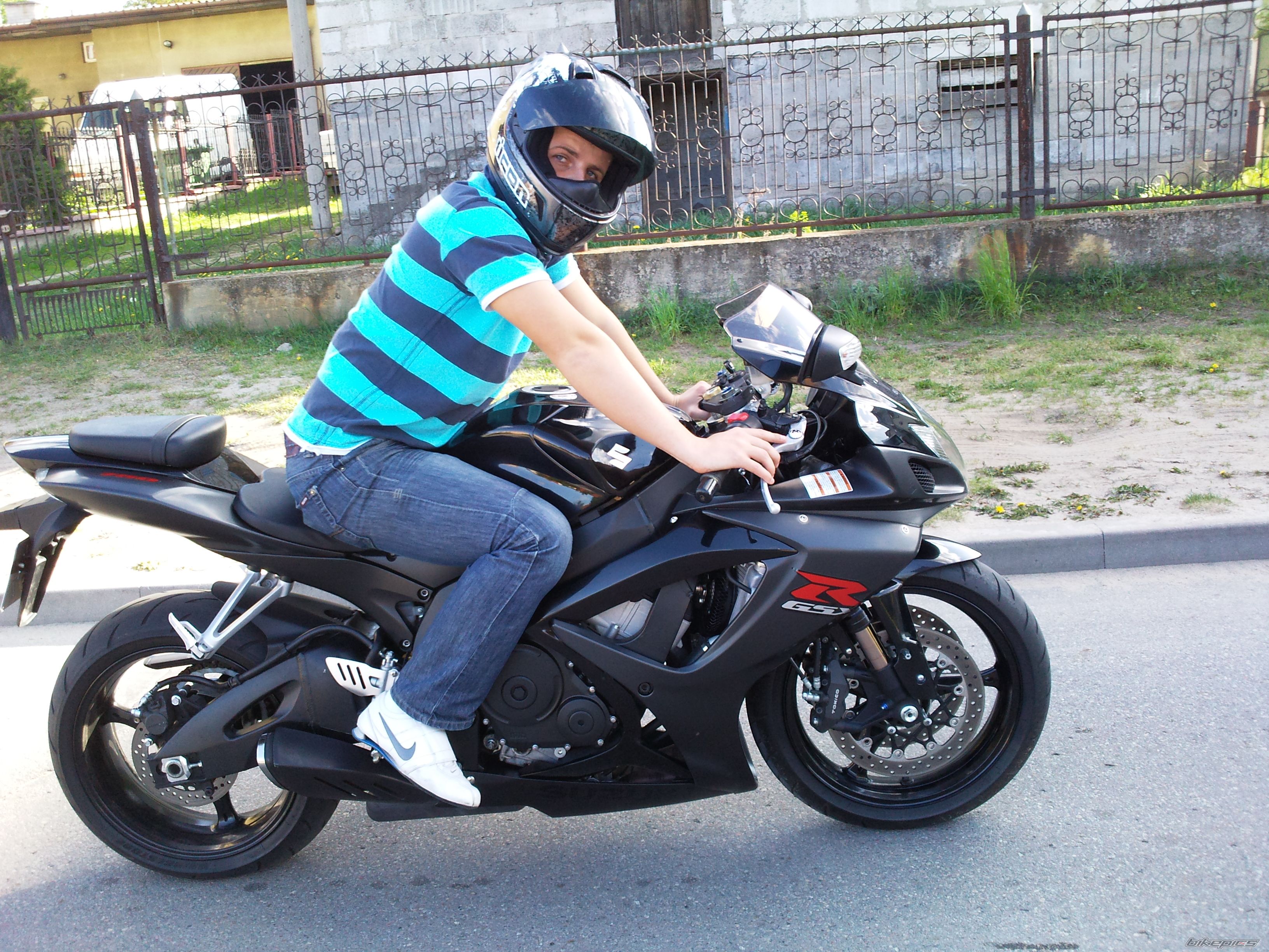 Bike Photo 1893543