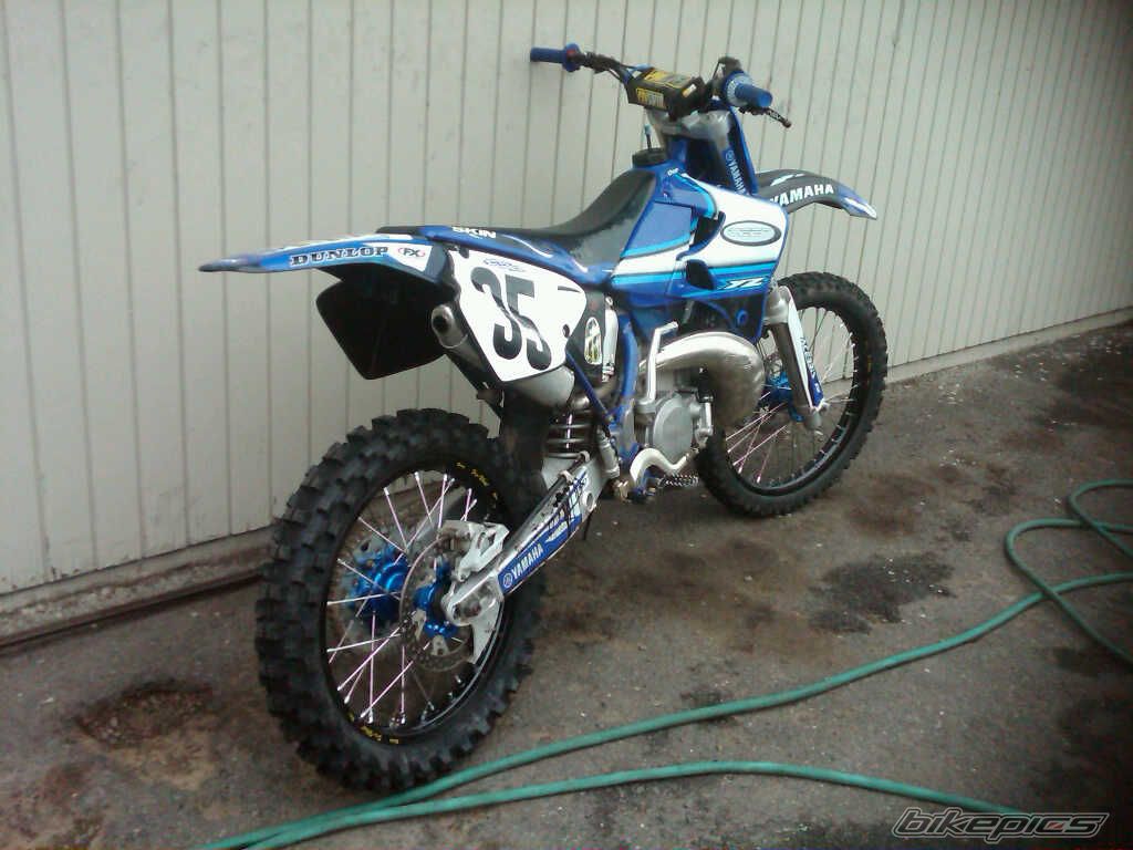 Photo 1894002