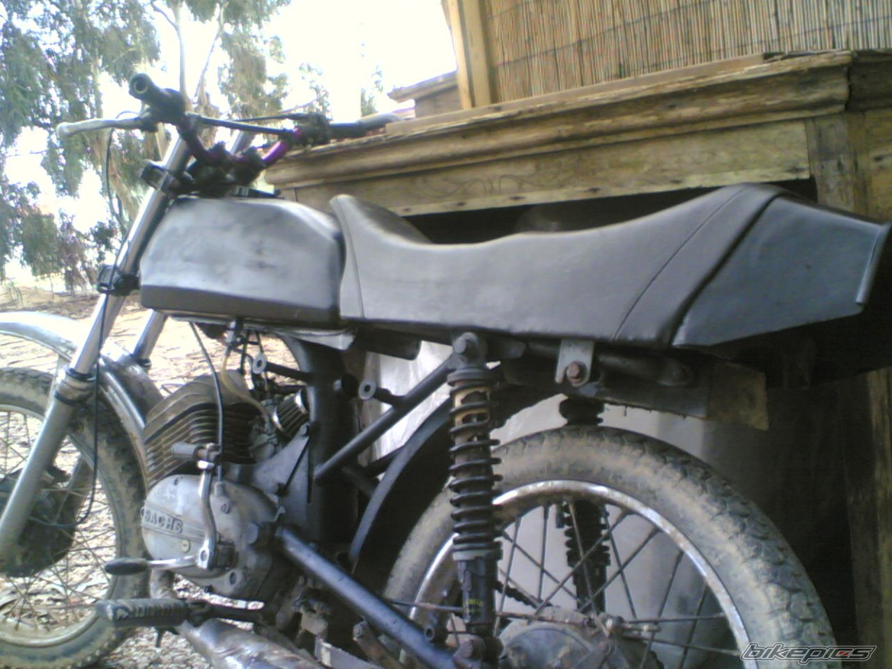 Photo 1894036