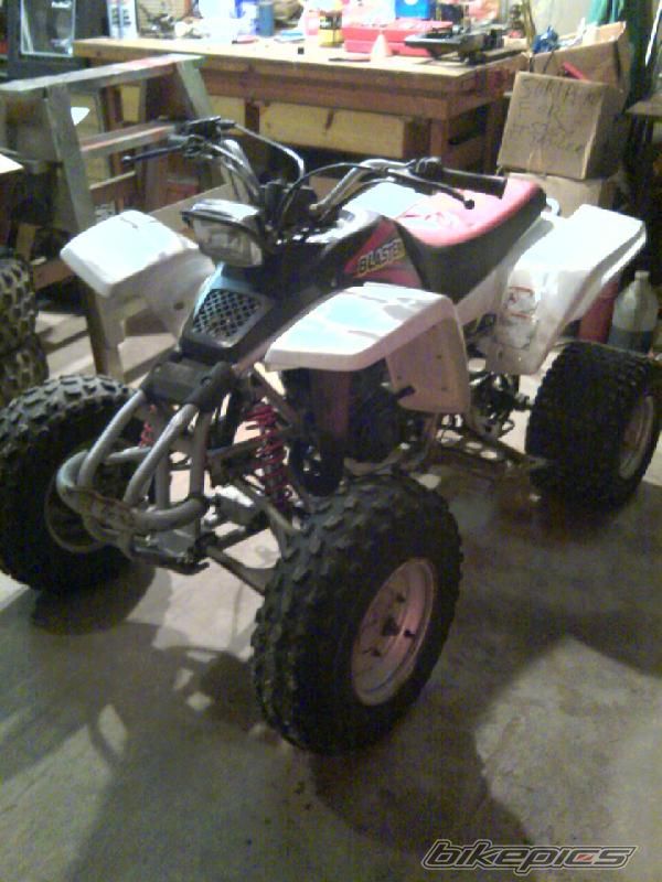 Photo 1894817