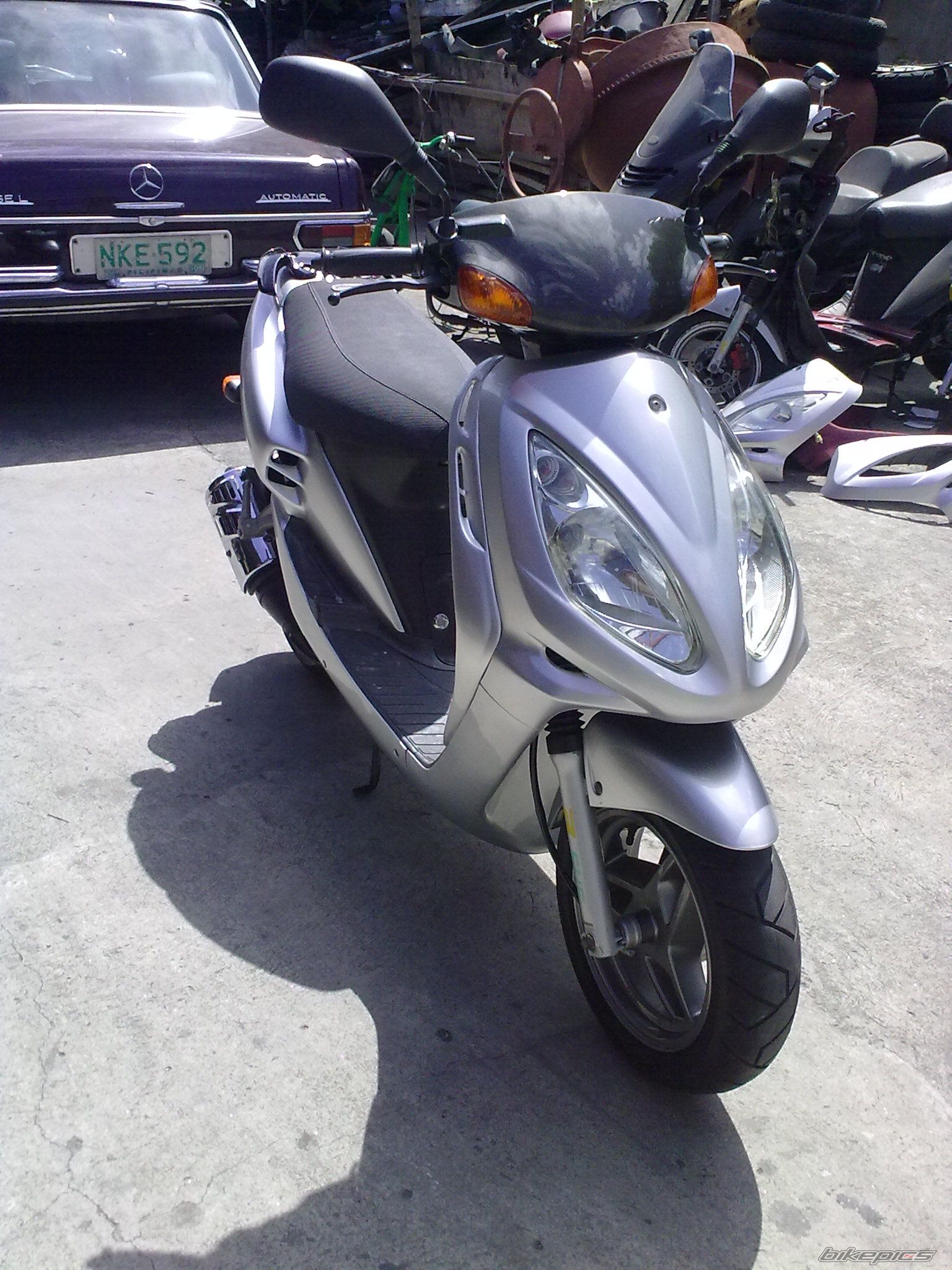 Photo 1895008