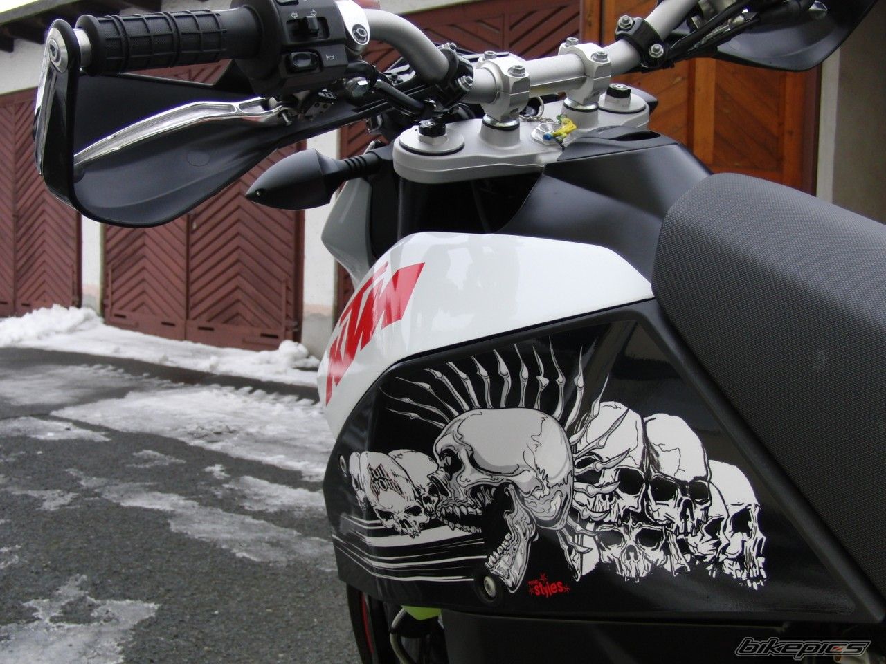 Bike Photo 1895747