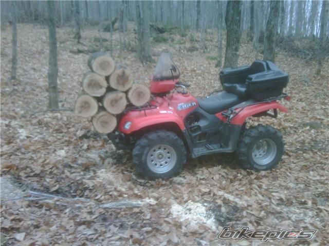 Photo 1896003