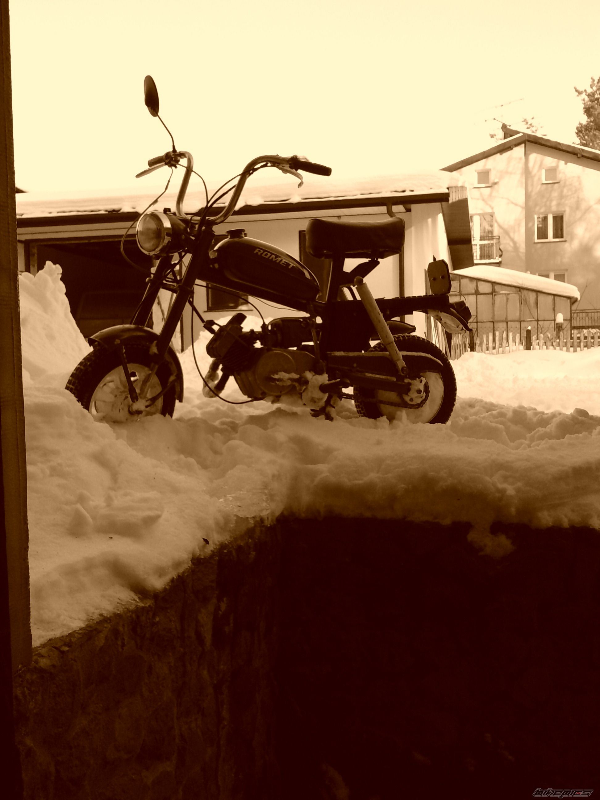 Photo 1896196