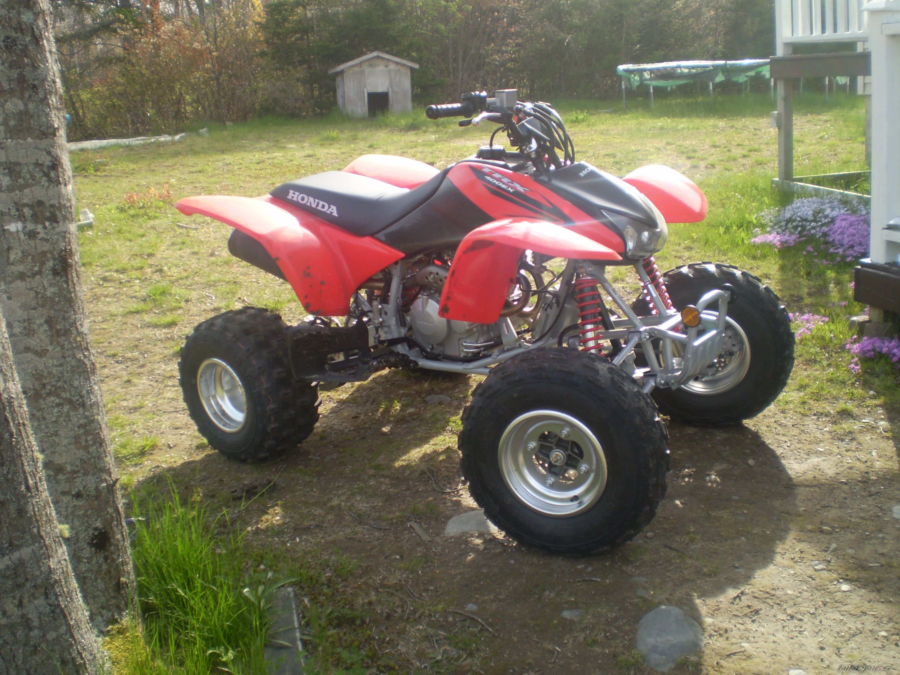 Photo 1896348