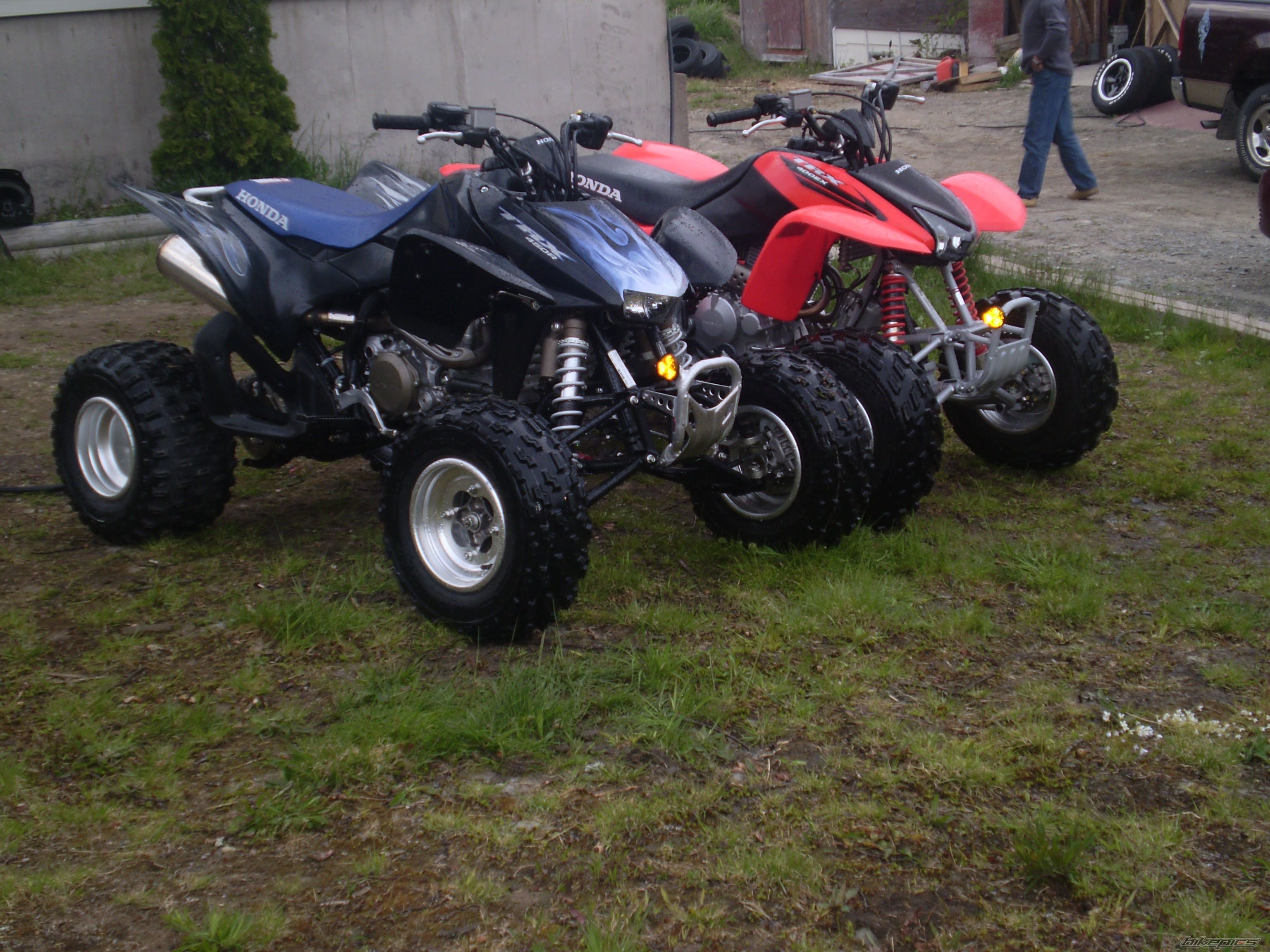 Photo 1896358
