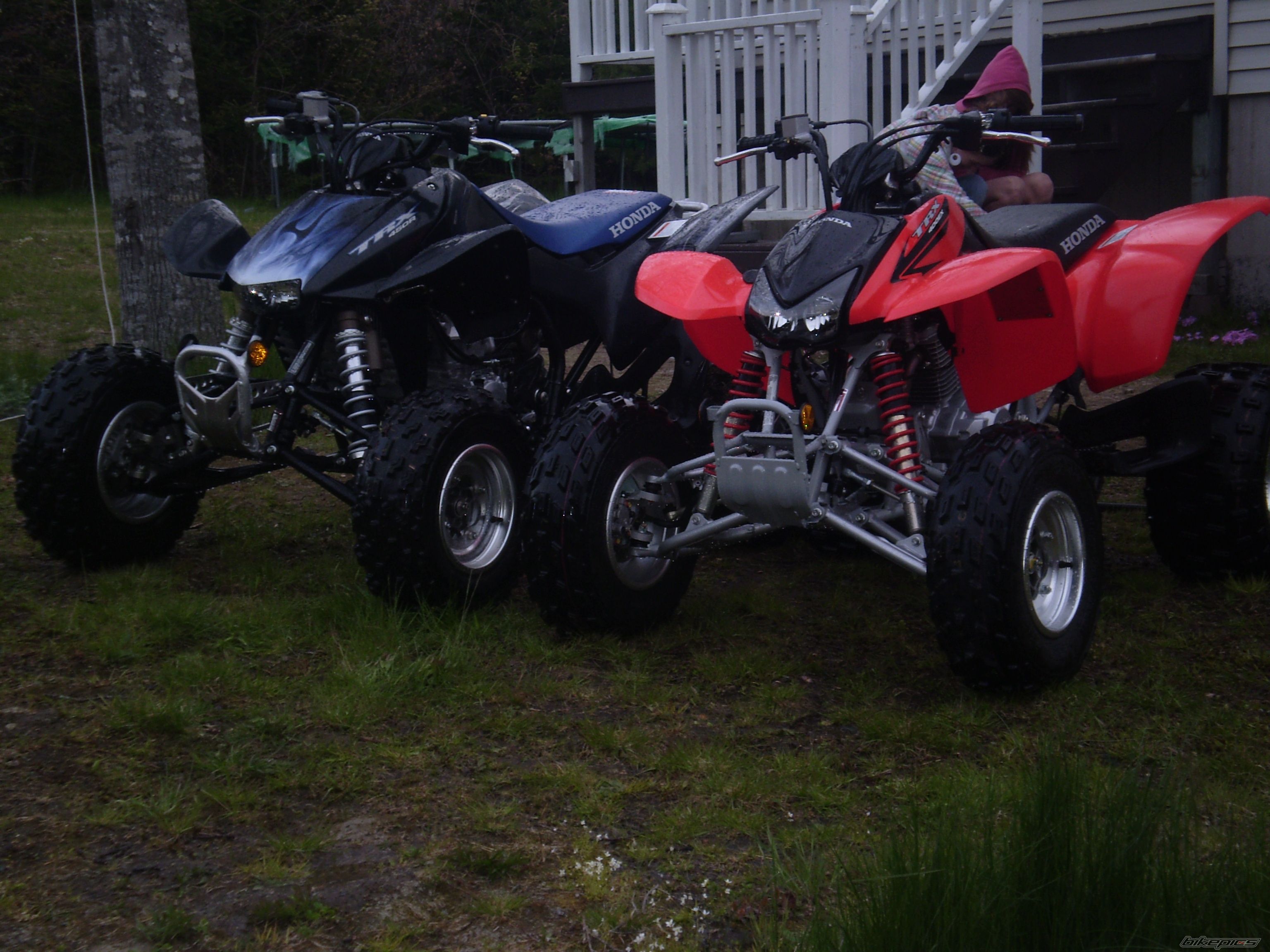Photo 1896359