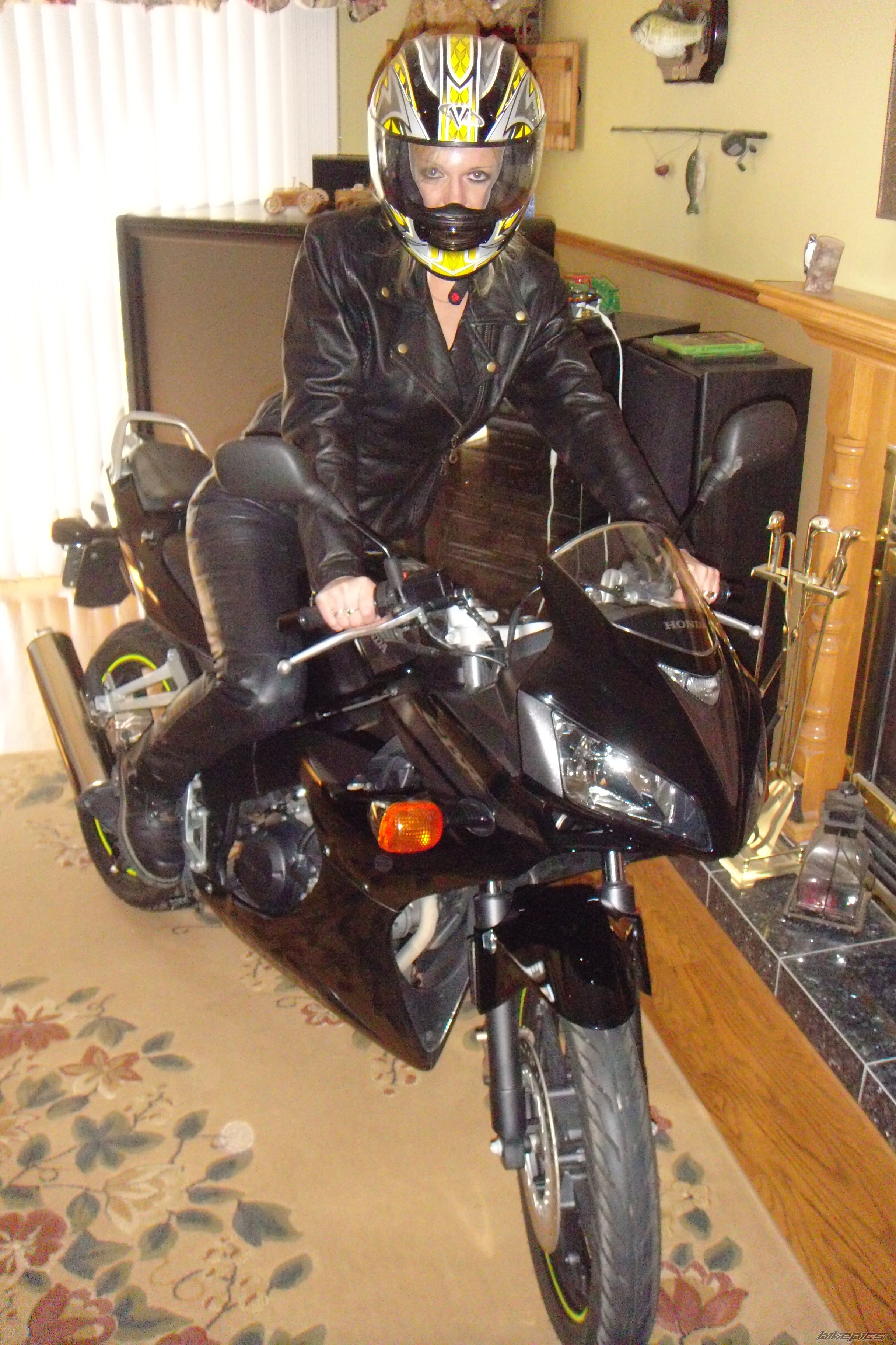Bike Photo 1896372