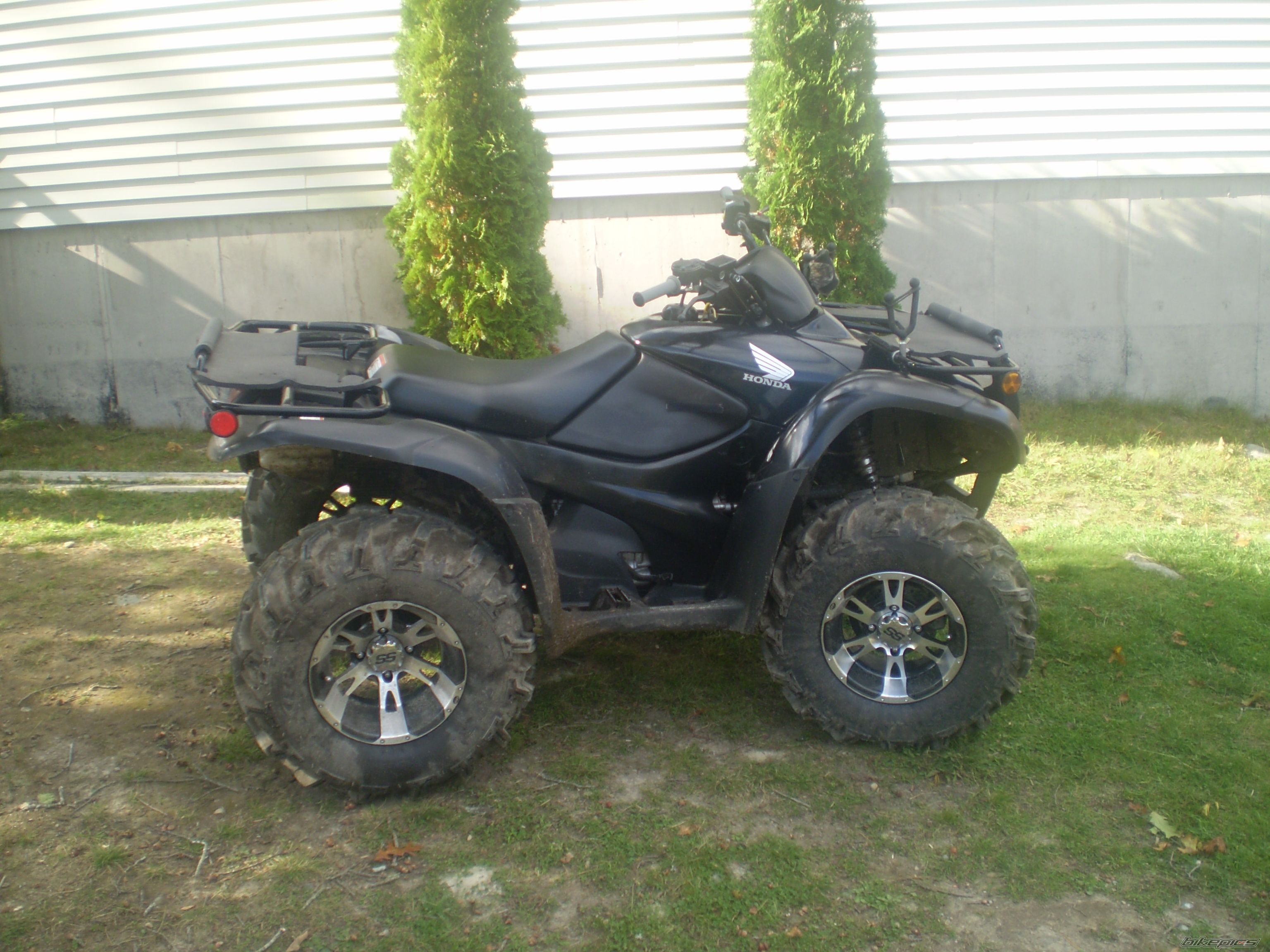 Photo 1896379
