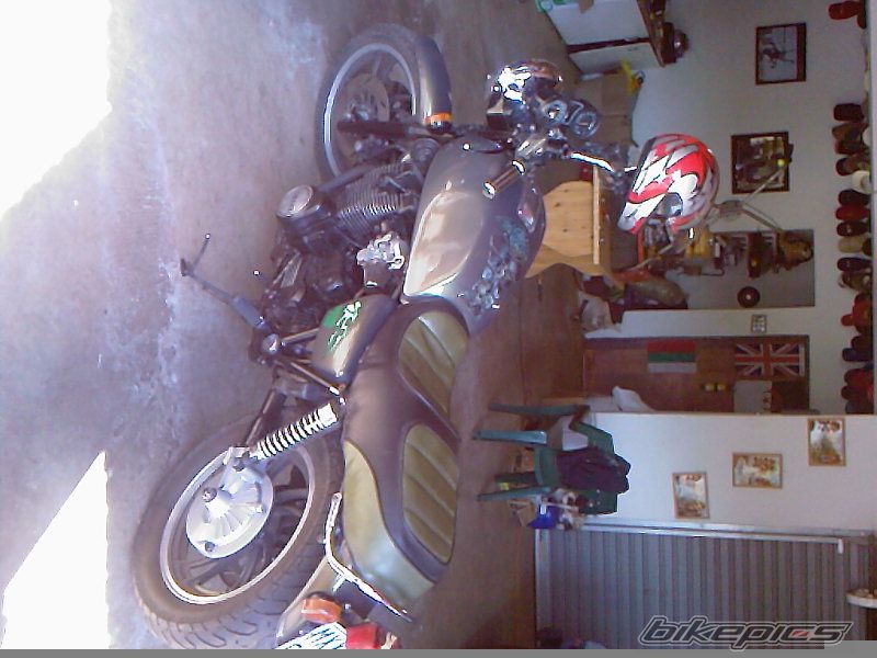 Photo 1896484