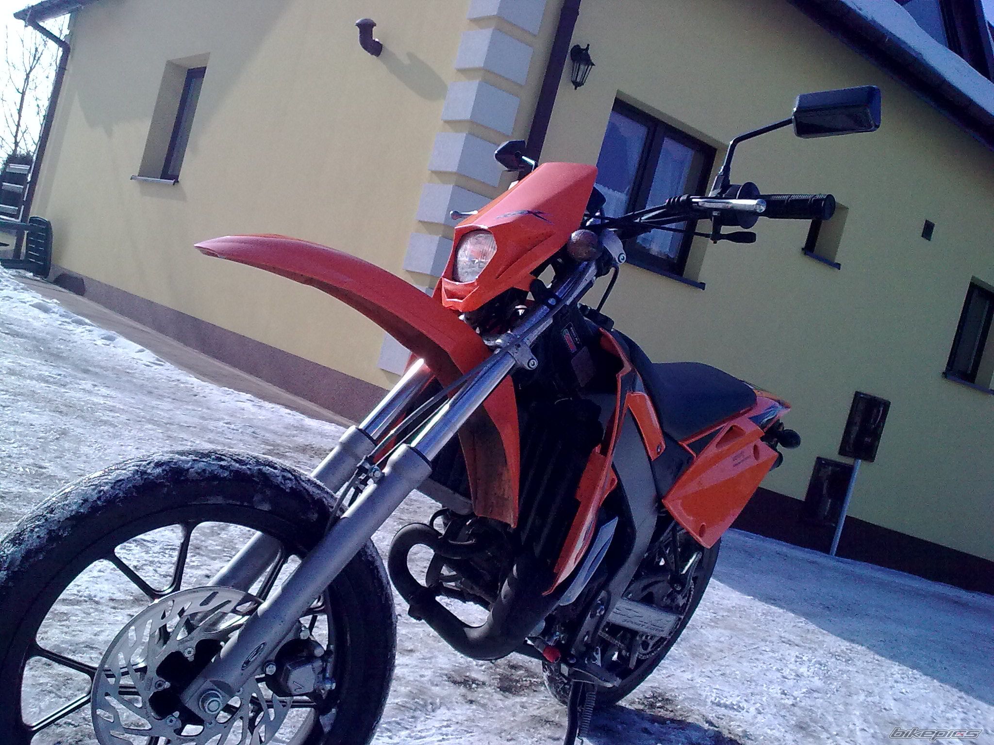 Photo 1896825
