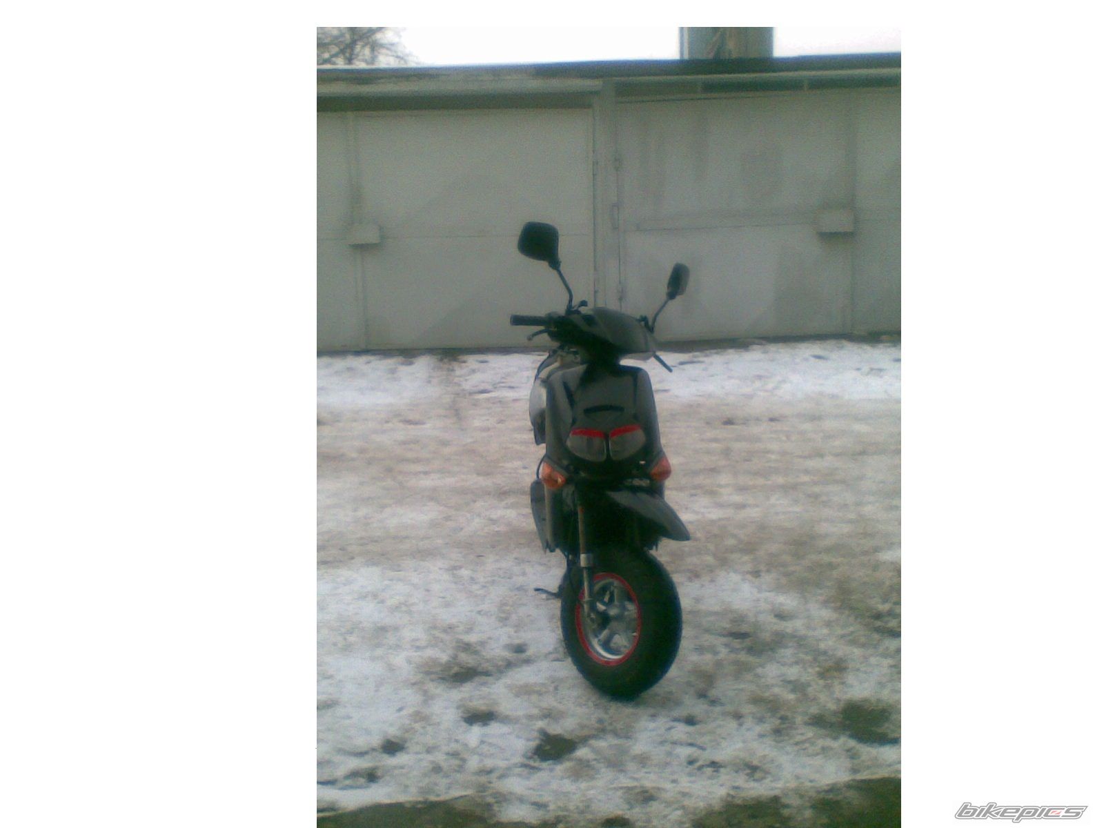 Photo 1896865