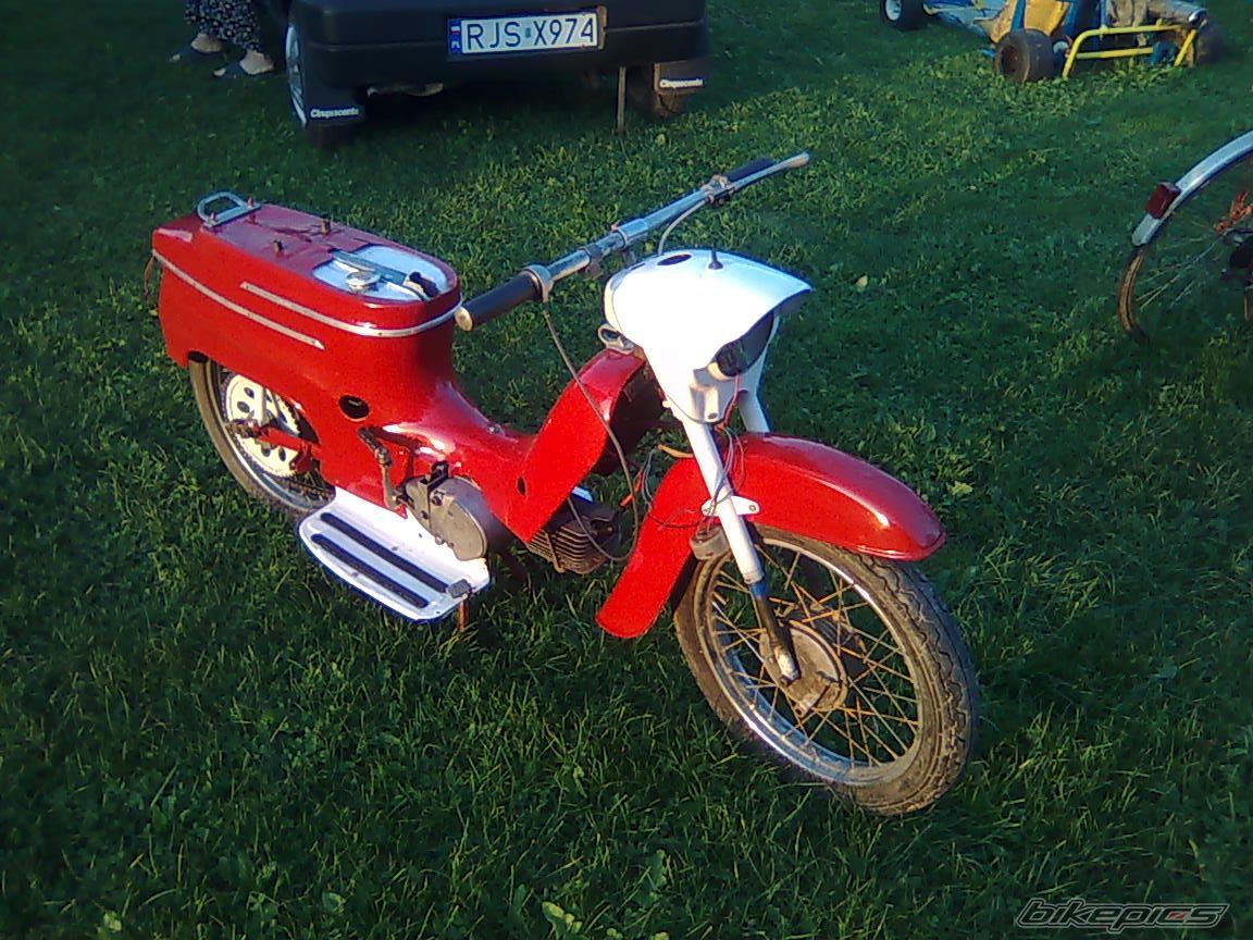 Photo 1897007