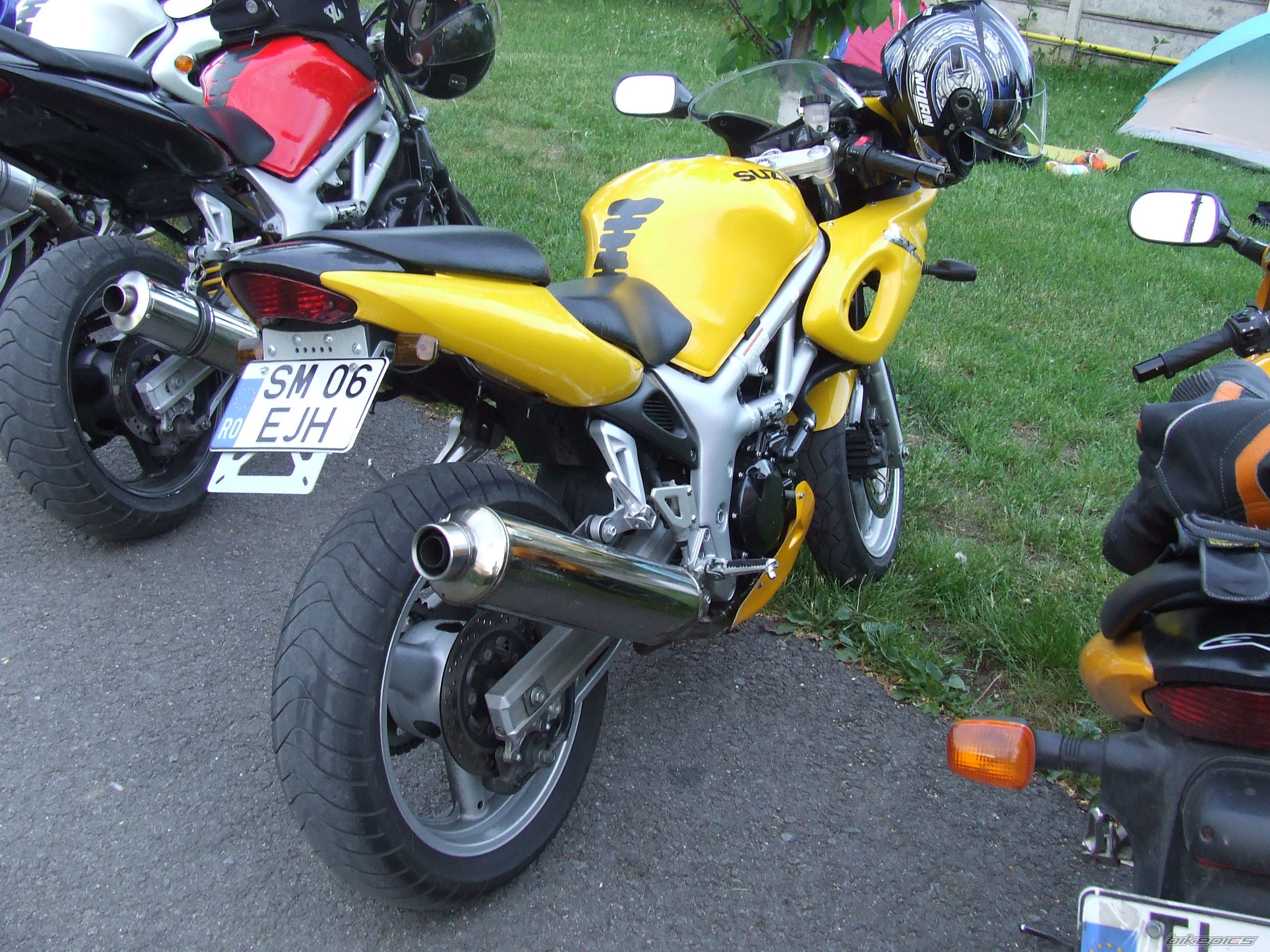 Photo 1897136