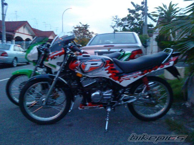 Photo 1897272