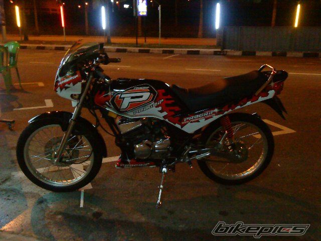Photo 1897273
