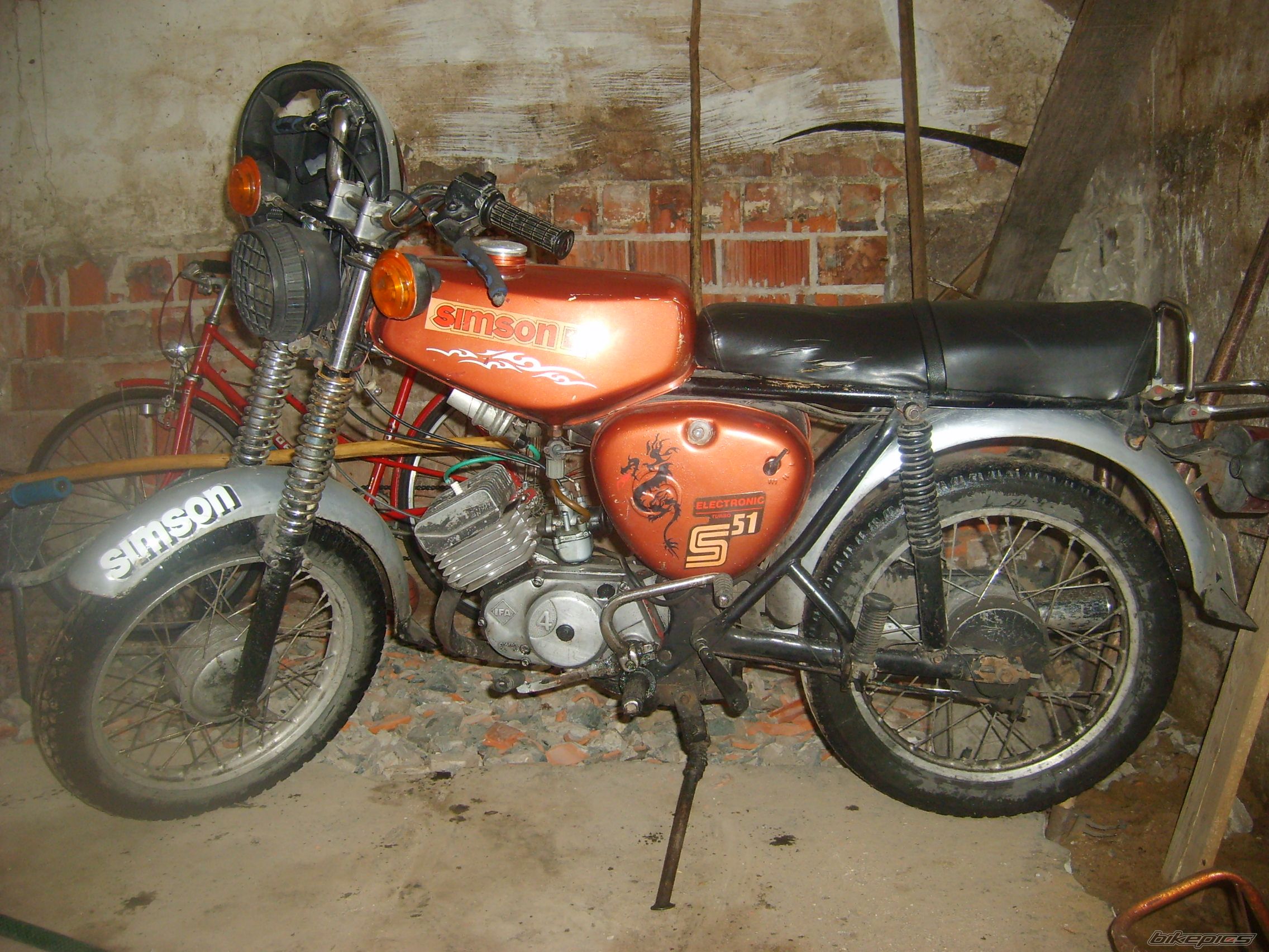 Bike Photo 1898087