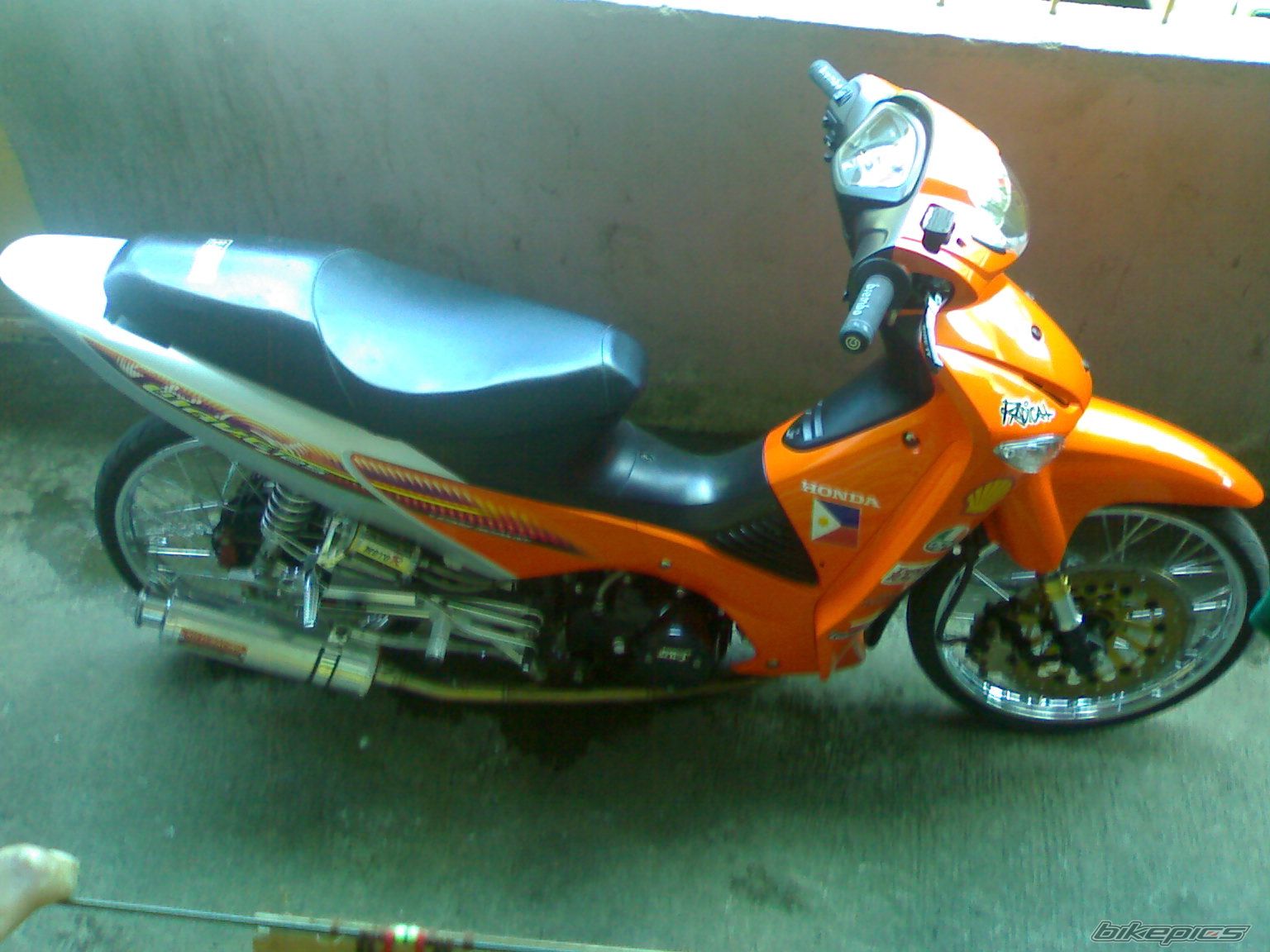 Bike Photo 1898096